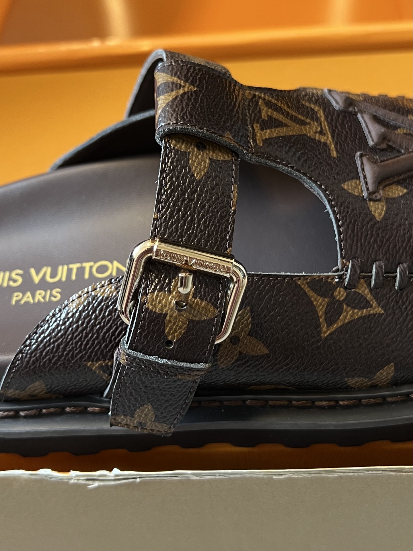 루이비통 신발 143156 Louis Vuitton Sandals 상세 이미지 9