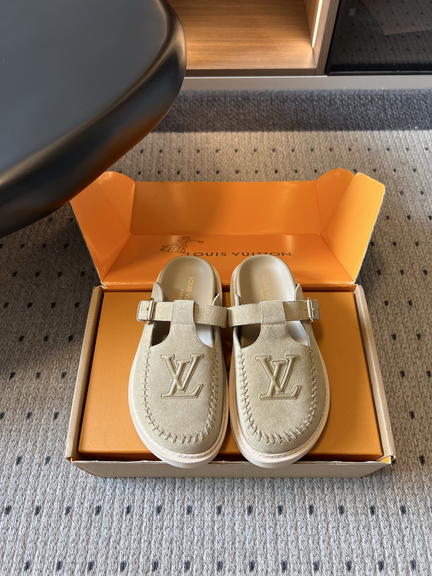 루이비통 신발 143155 Louis Vuitton Sandals
