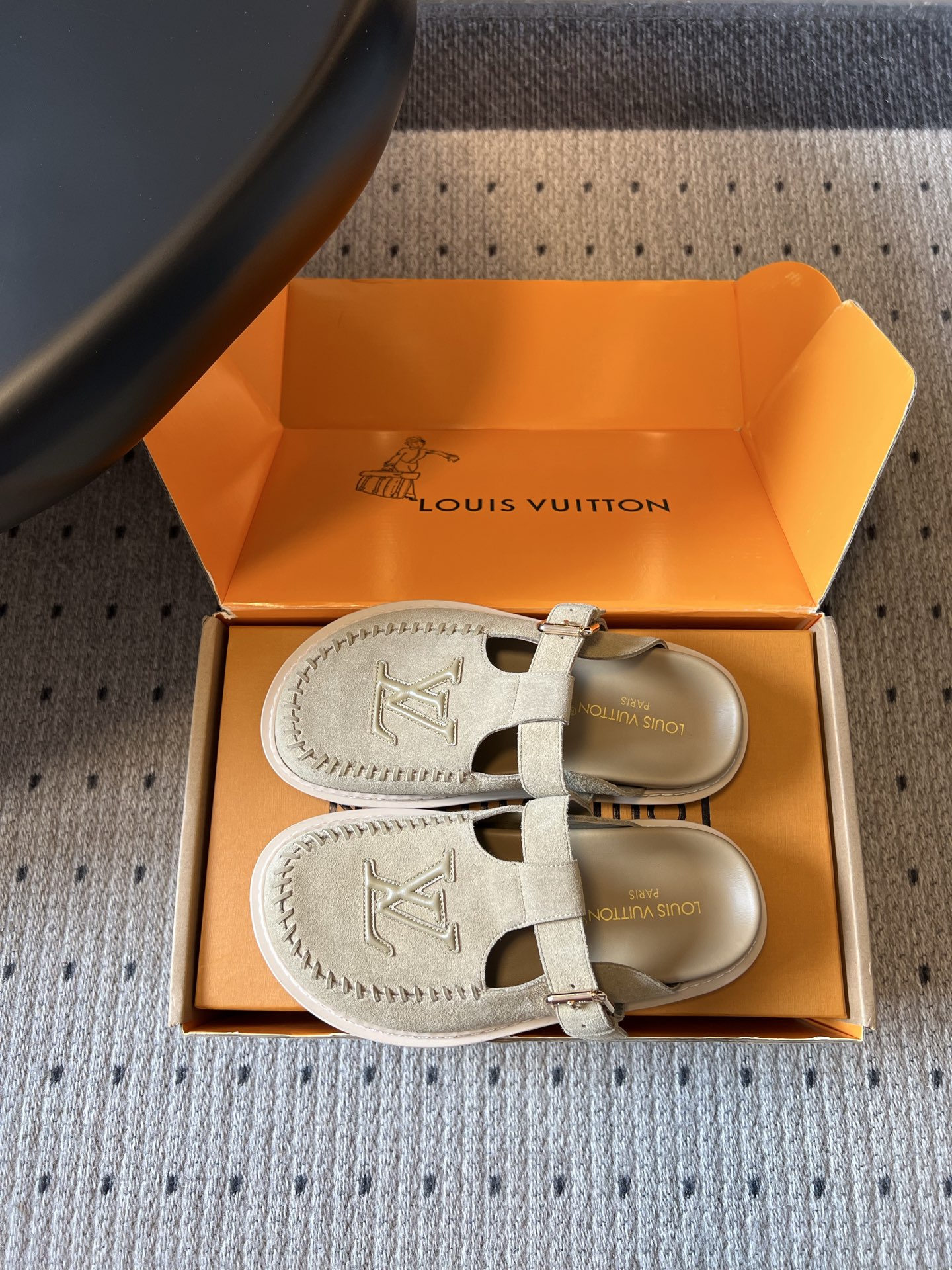 루이비통 신발 143155 Louis Vuitton Sandals 상세 이미지 6