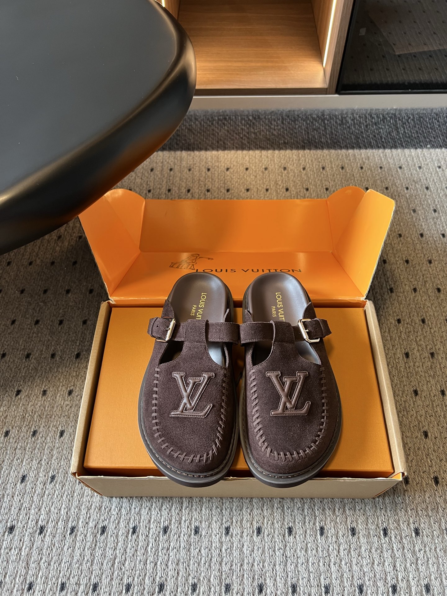 루이비통 신발 143154 Louis Vuitton Sandals 상세 이미지 1