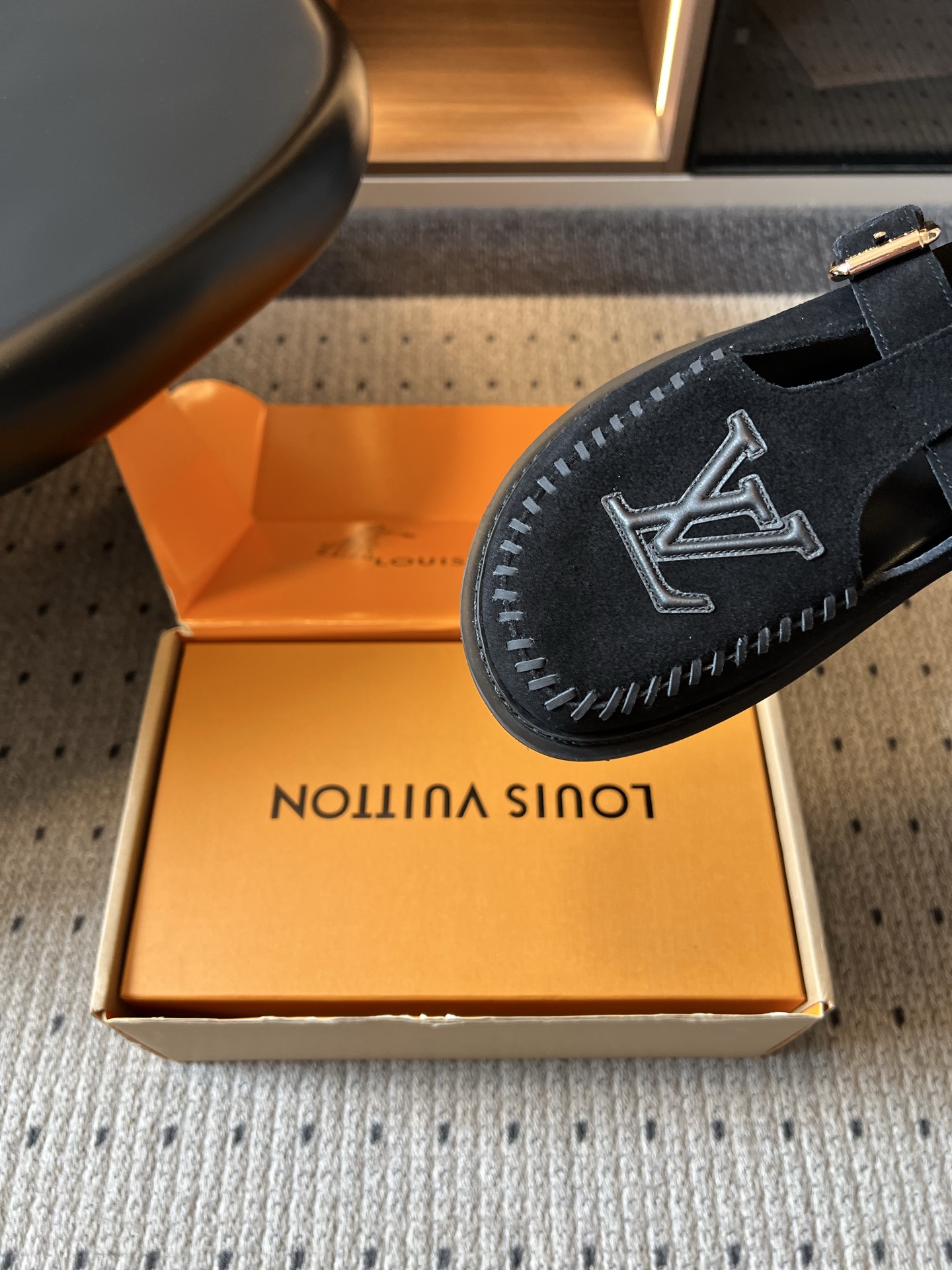 루이비통 신발 143153 Louis Vuitton Sandals 상세 이미지 7