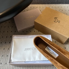 G277高品质 Jimmy Cho*26ss夏季新款宝石扣平底单鞋 自带复古贵气轻奢氛围感的四季尖头平底单鞋,柔和小尖头 G277高品质 Jimmy Cho*26ss夏季新款宝石扣平底单鞋 自带复古贵气轻奢氛围感的四季尖头平底单鞋,柔和小尖头