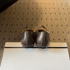 G102 COTEM* 26ss新款镂空花边玛丽珍鞋 自带松弛复古文艺氛围感的平底玛丽珍,圆润圆头搭配波浪花边鞋口,鞋身 G102 COTEM* 26ss新款镂空花边玛丽珍鞋 自带松弛复古文艺氛围感的平底玛丽珍,圆润圆头搭配波浪花边鞋口,鞋身