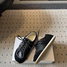 LEMAIR*26ss夏季新款复古德训休闲鞋 自带松弛复古文艺氛围感的德训鞋,别致褶皱鞋头设计,鞋面采用材质拼接打造,简 LEMAIR*26ss夏季新款复古德训休闲鞋 自带松弛复古文艺氛围感的德训鞋,别致褶皱鞋头设计,鞋面采用材质拼接打造,简