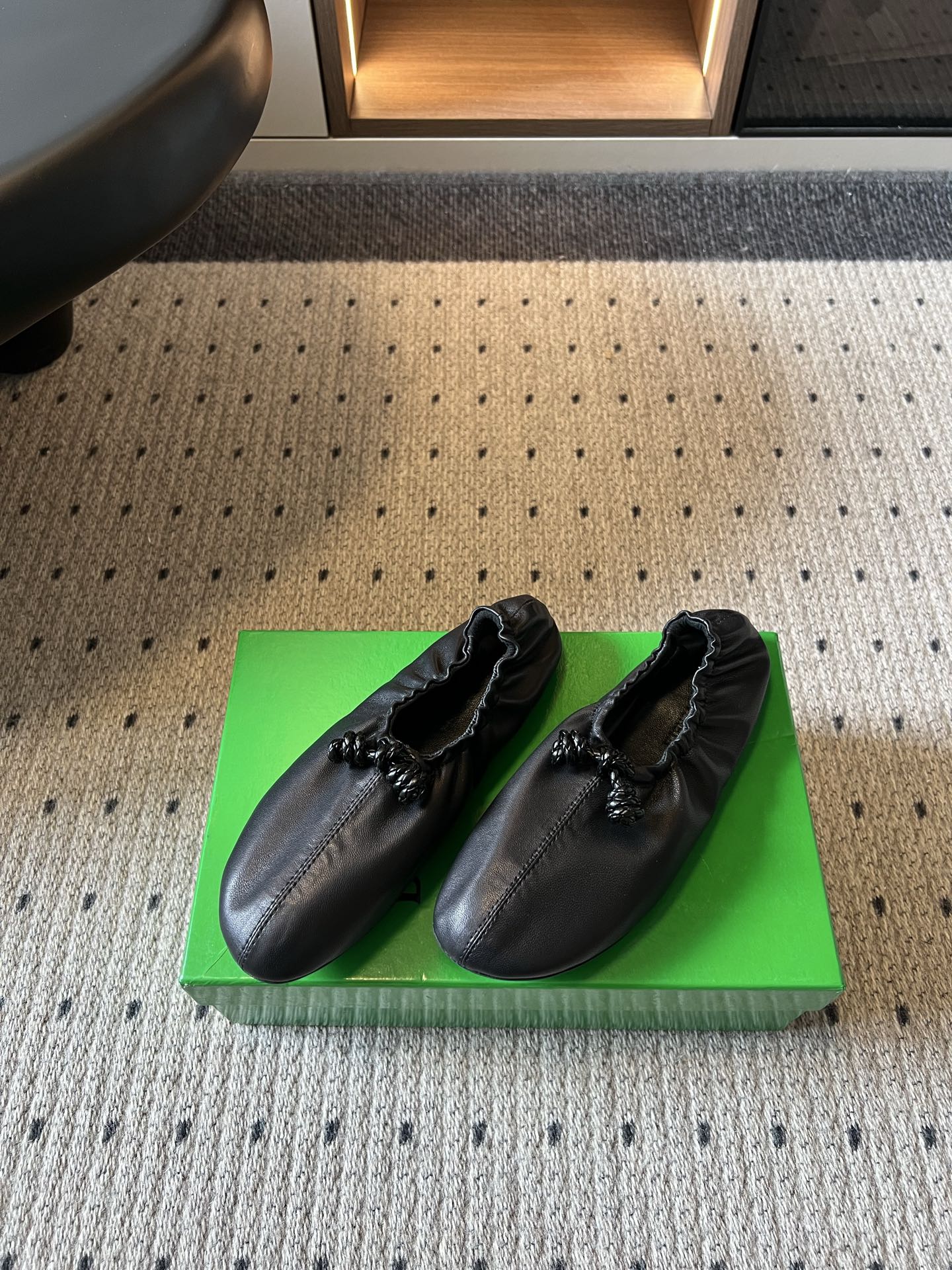 BOTTEGA VENETA Black Gathered Ballet Flats