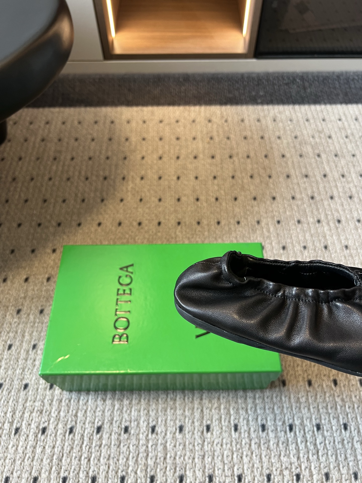 BOTTEGA VENETA Black Gathered Ballet Flats