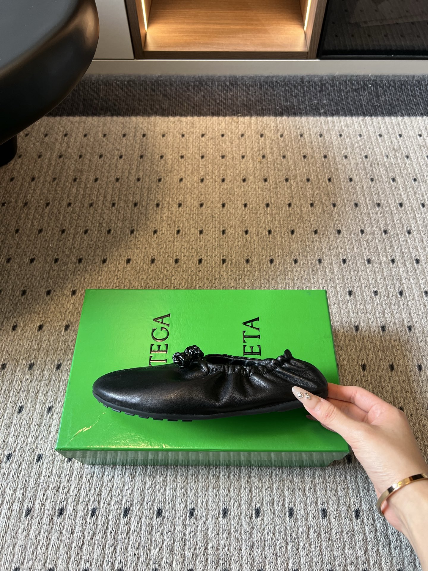BOTTEGA VENETA Black Gathered Ballet Flats