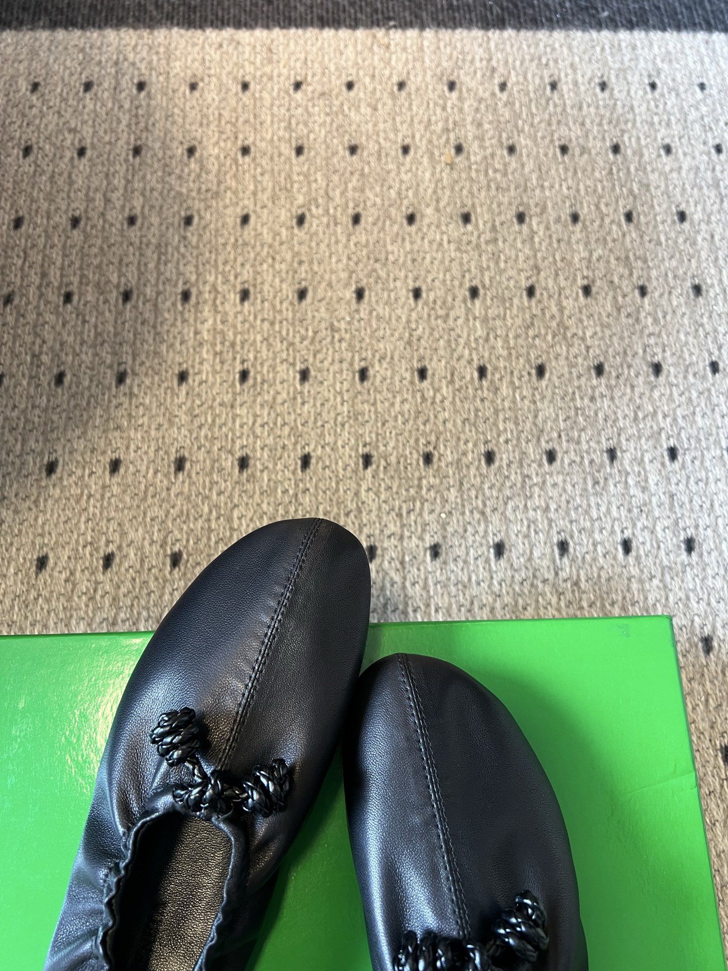 BOTTEGA VENETA Black Gathered Ballet Flats