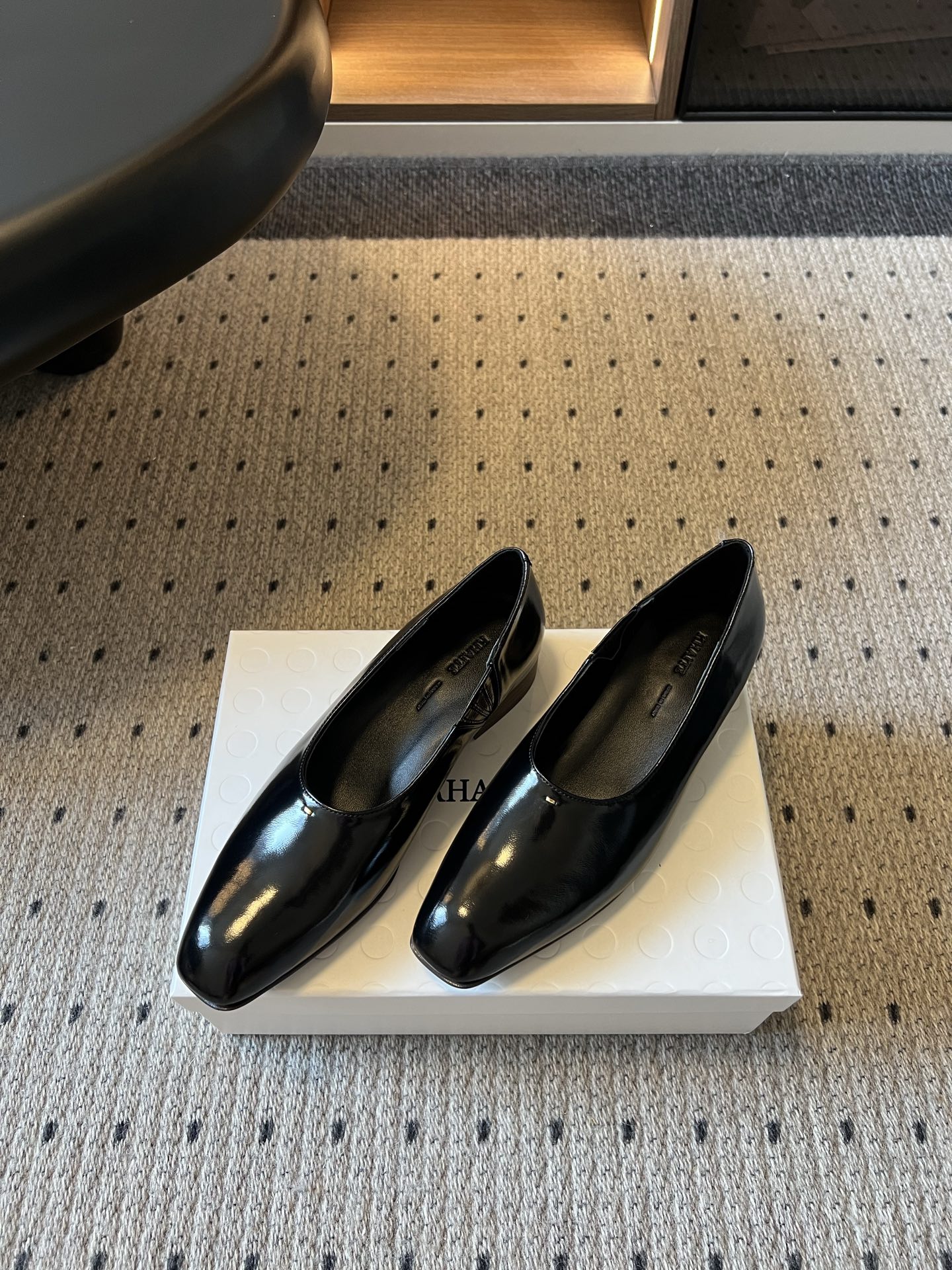 케이트 신발 155565 KHAITE Loafers 상세 이미지 2