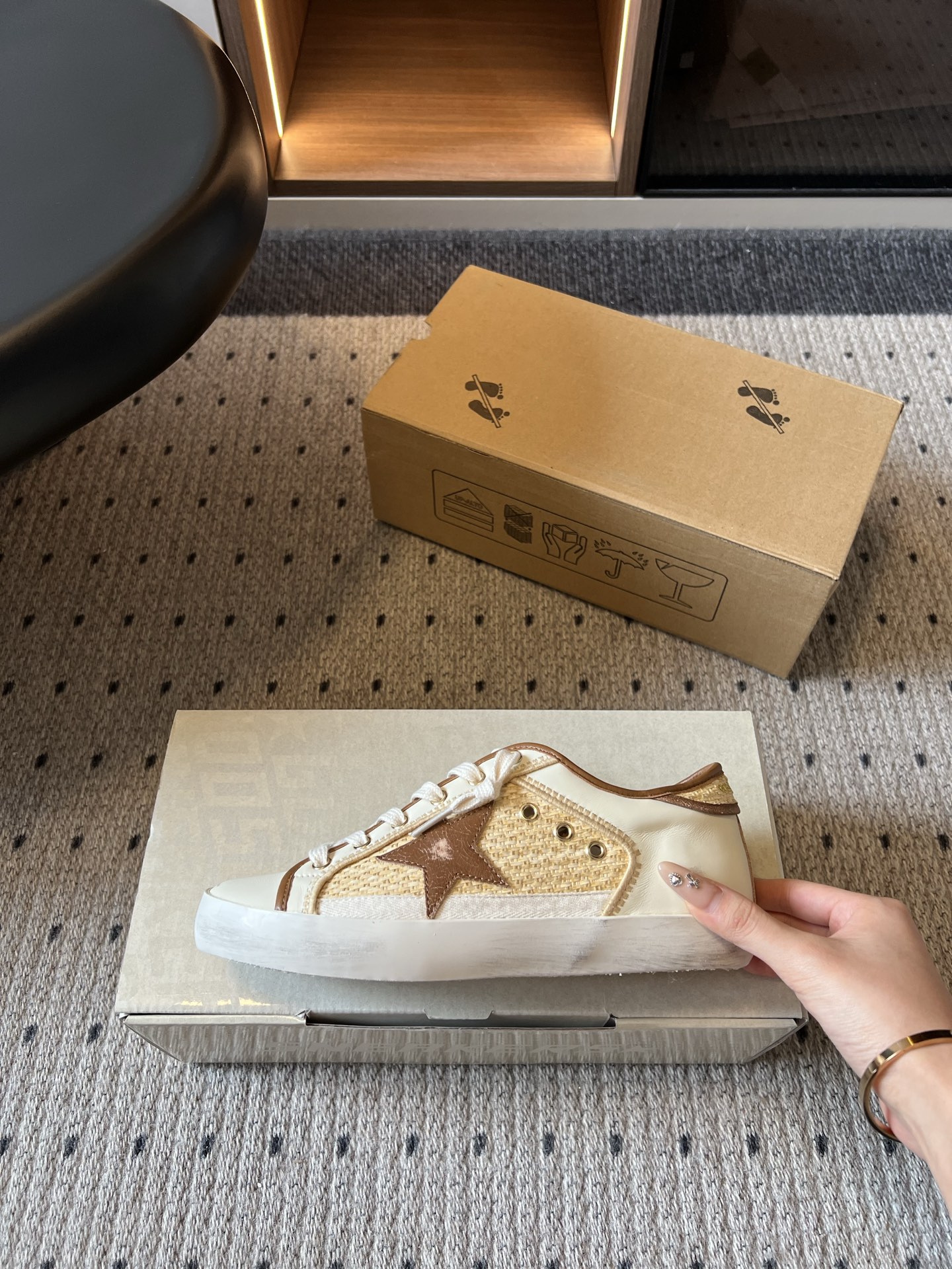 골든구스 신발 155564 Golden Goose Sneakers 상세 이미지 5