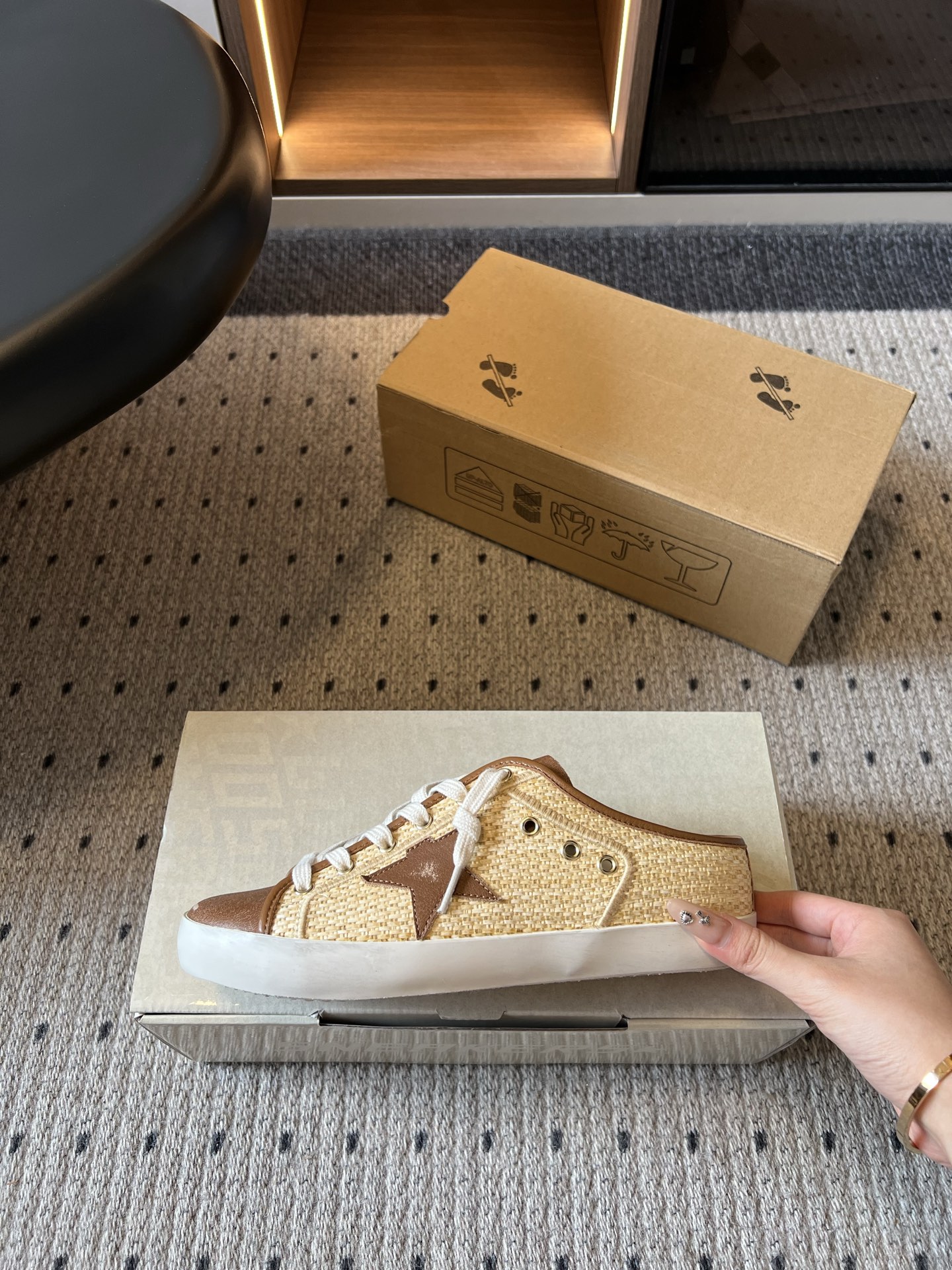 골든구스 신발 155563 Golden Goose Sneakers 상세 이미지 5
