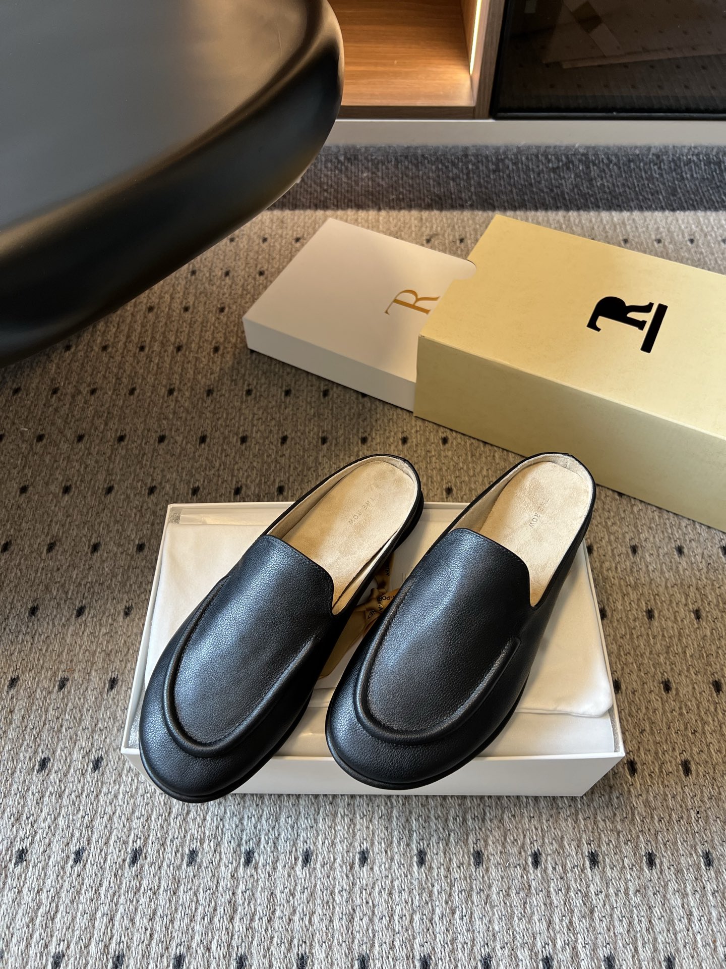 더로우 신발 155579 The Row Sandals 상세 이미지 2