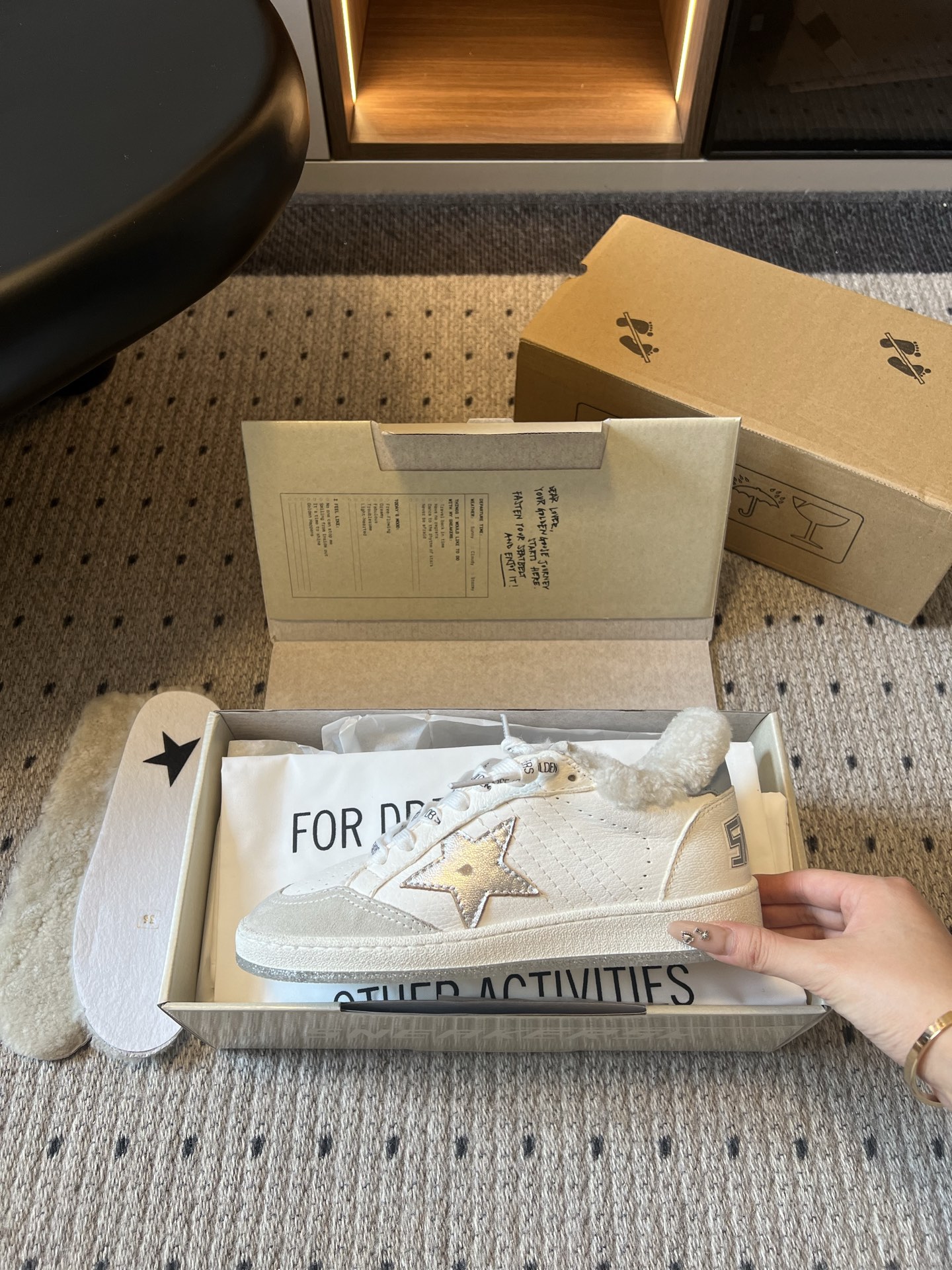골든구스 신발 155562 Golden Goose Sneakers 상세 이미지 5