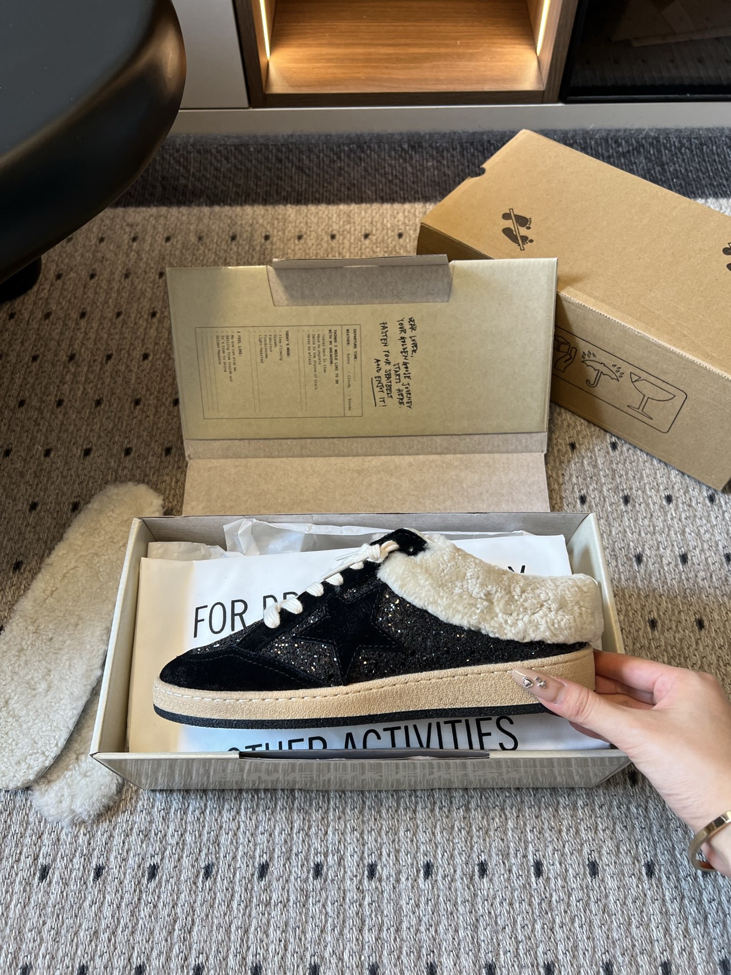 골든구스 신발 155540 Golden Goose Sneakers 상세 이미지 5