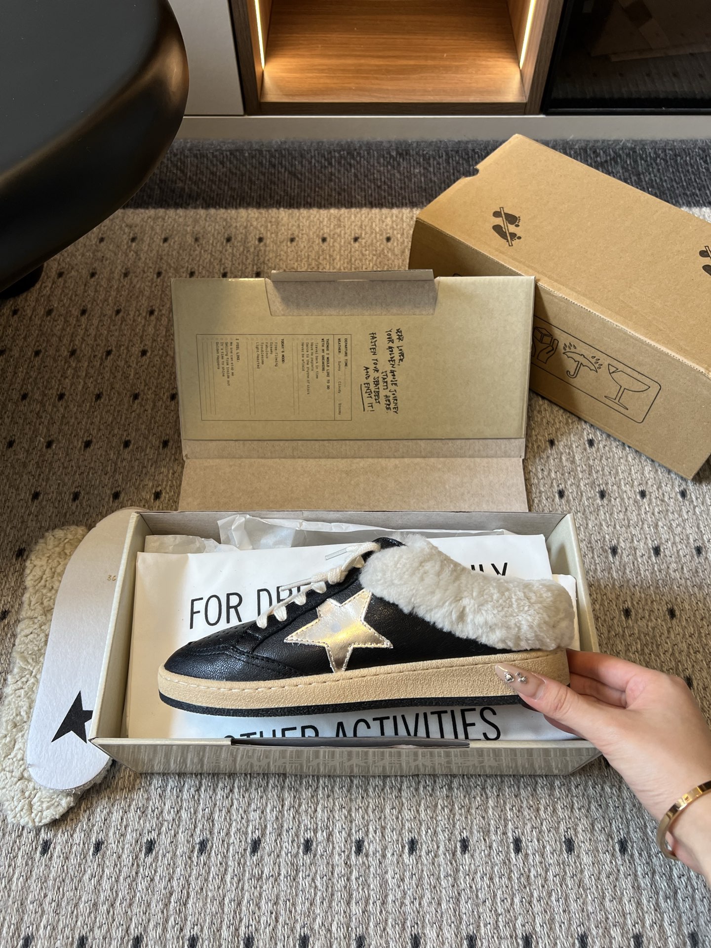 골든구스 신발 155538 Golden Goose Sneakers 상세 이미지 5
