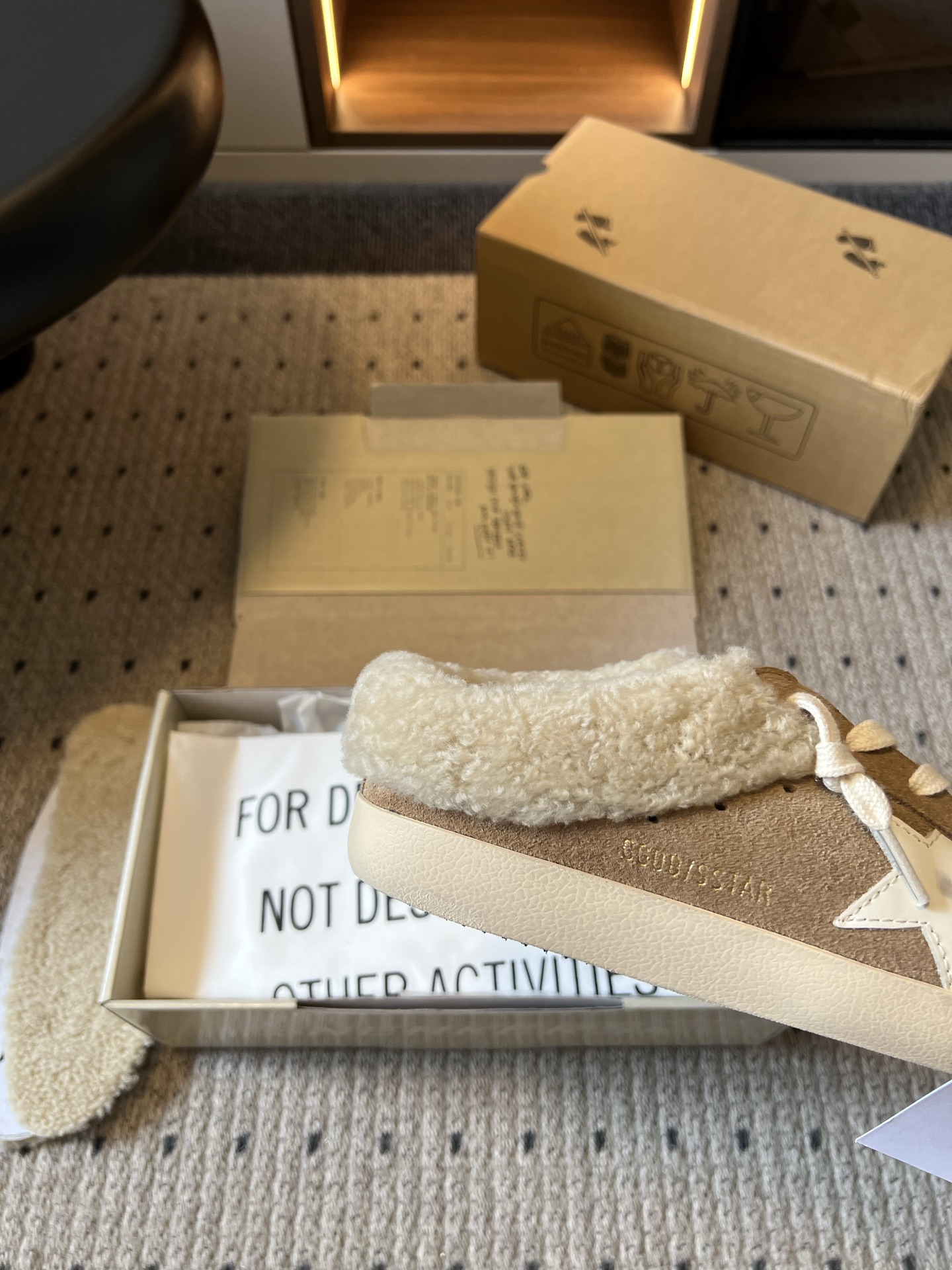 골든구스 신발 155542 Golden Goose Sneakers 상세 이미지 8