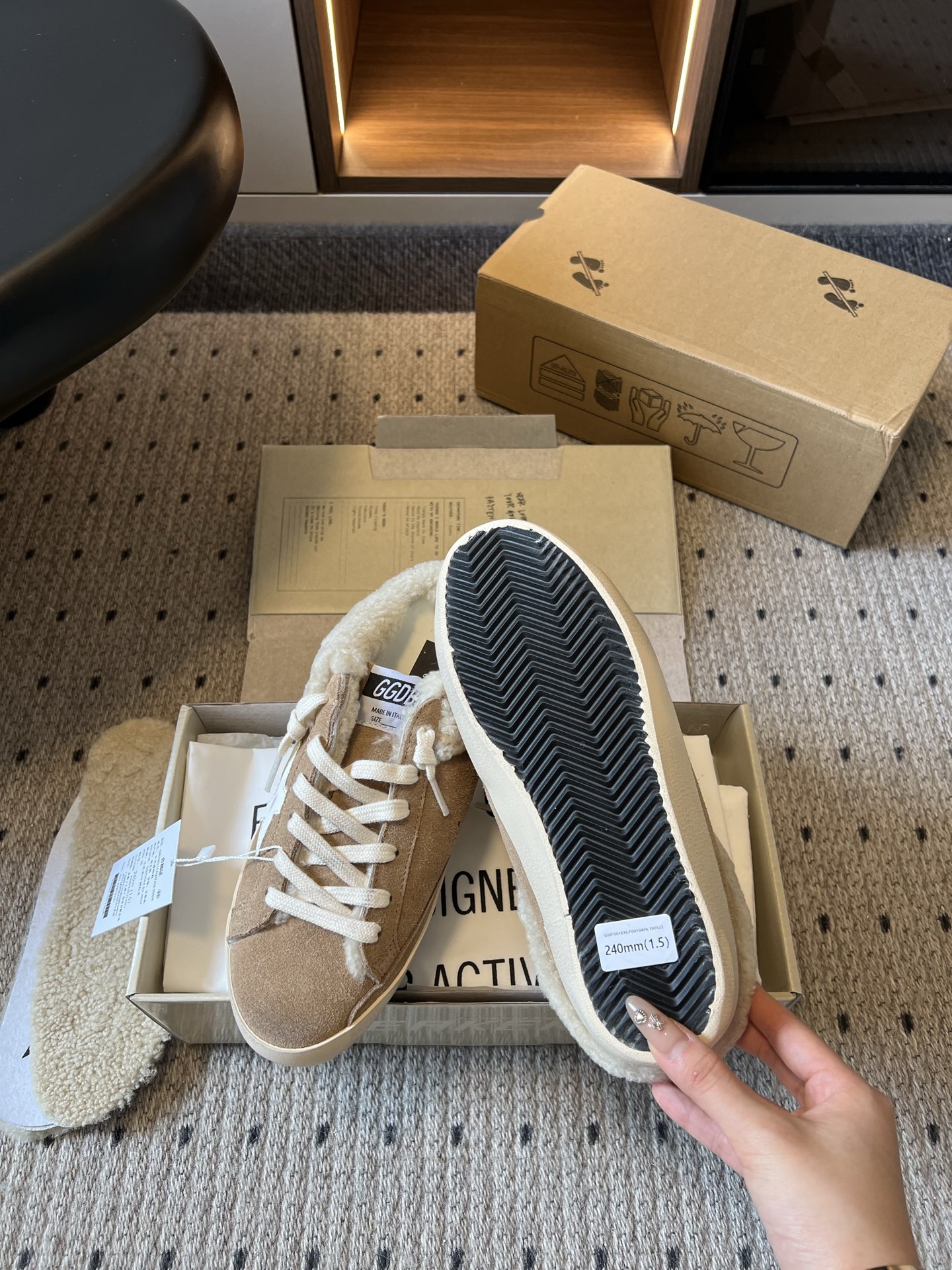 골든구스 신발 155542 Golden Goose Sneakers 상세 이미지 3