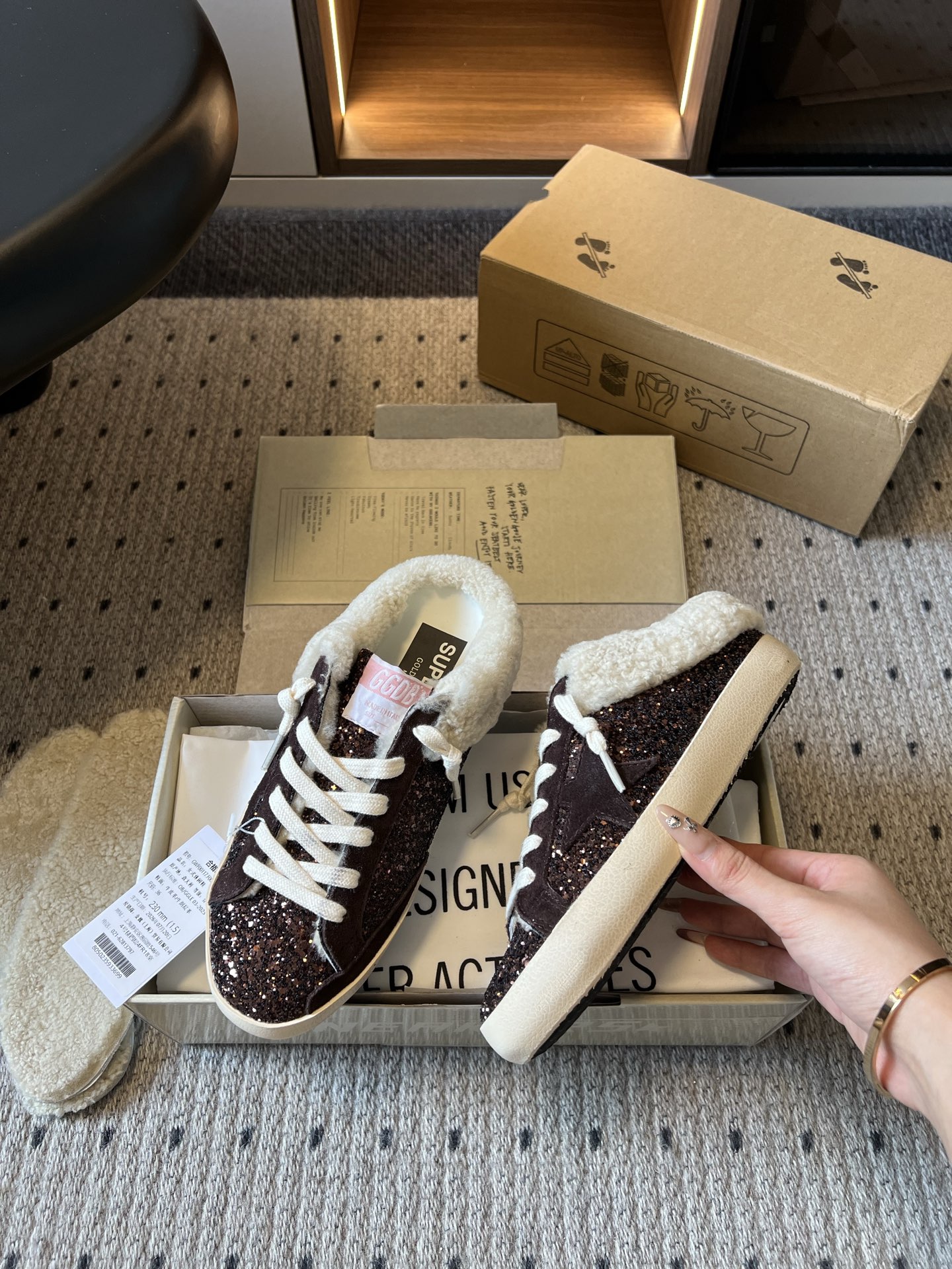 골든구스 신발 155541 Golden Goose Sneakers 상세 이미지 4