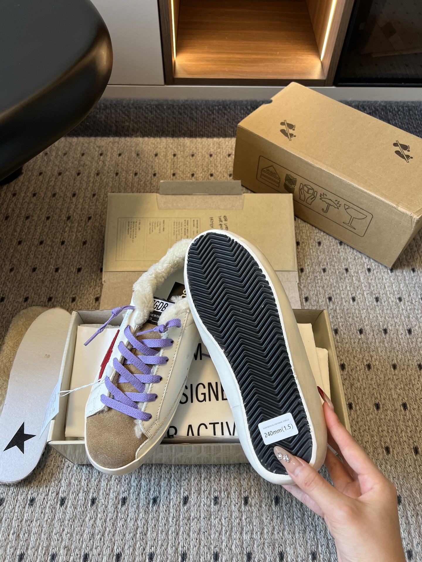 골든구스 신발 155548 Golden Goose Sneakers 상세 이미지 3