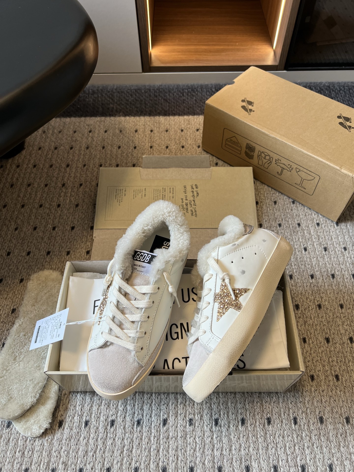 골든구스 신발 155546 Golden Goose Sneakers 상세 이미지 4