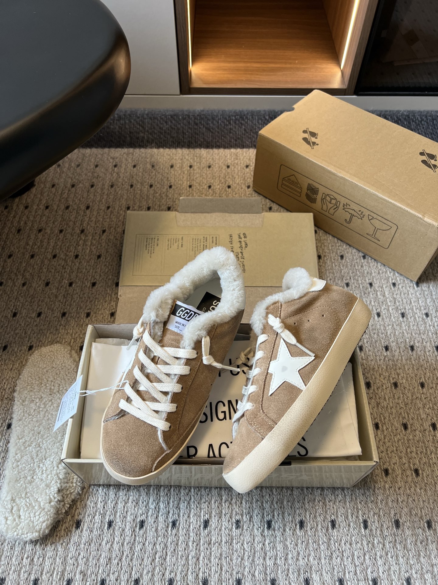 골든구스 신발 155545 Golden Goose Sneakers 상세 이미지 4