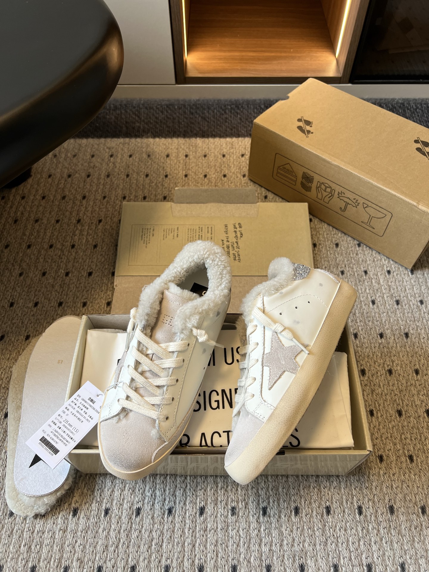 골든구스 신발 155544 Golden Goose Sneakers 상세 이미지 4