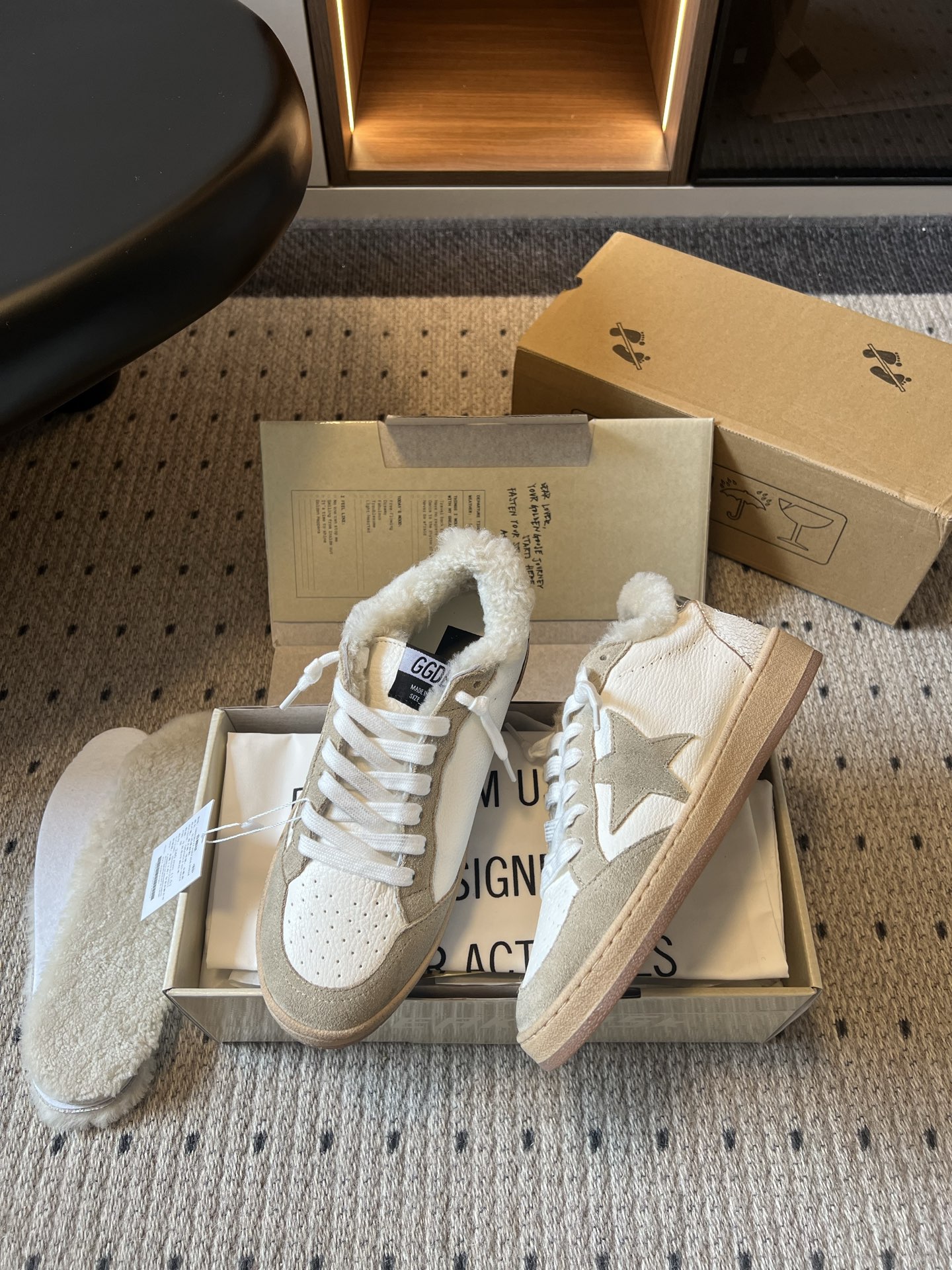골든구스 신발 155561 Golden Goose Sneakers 상세 이미지 4