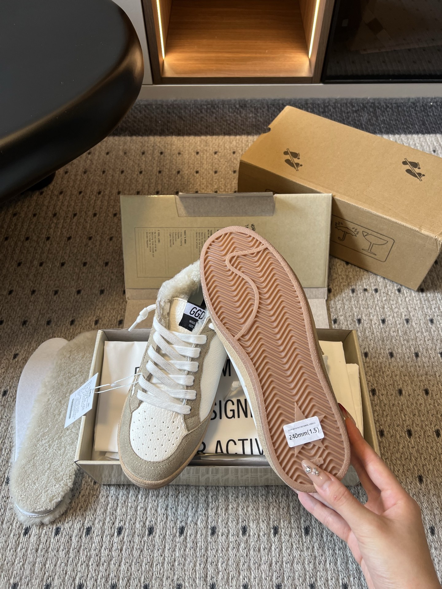 골든구스 신발 155561 Golden Goose Sneakers 상세 이미지 3