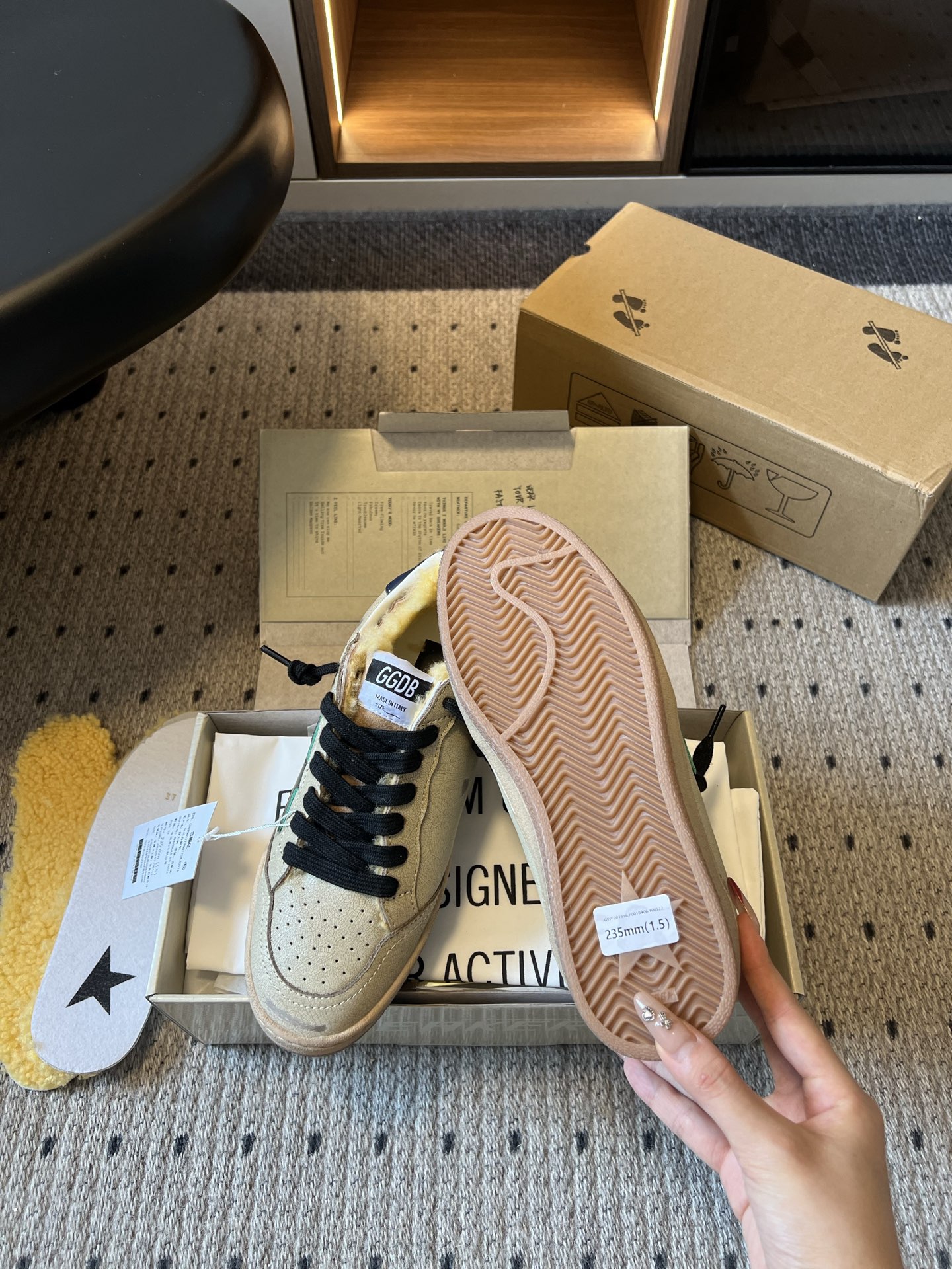 골든구스 신발 155559 Golden Goose Sneakers 상세 이미지 3