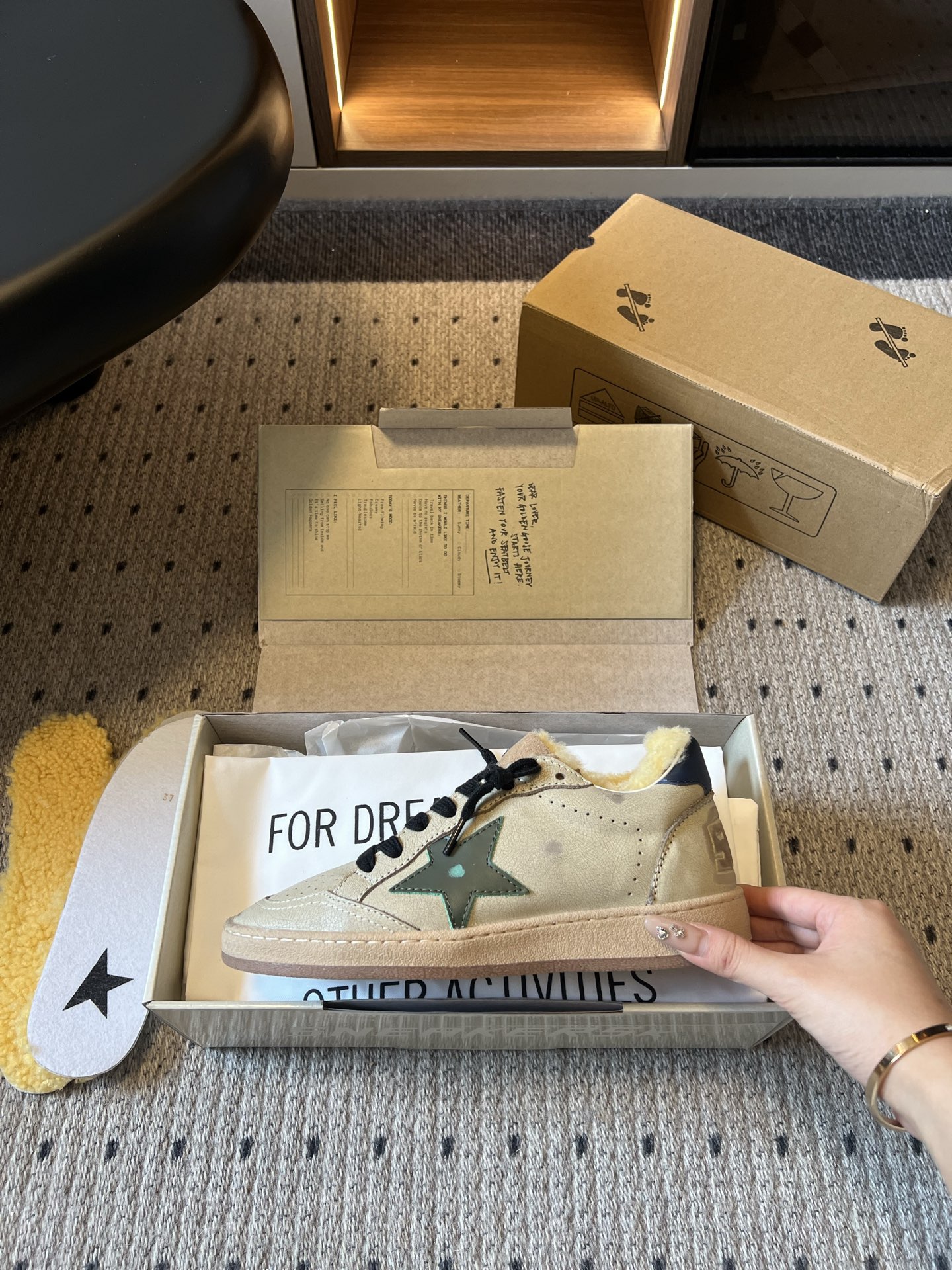 골든구스 신발 155559 Golden Goose Sneakers 상세 이미지 5