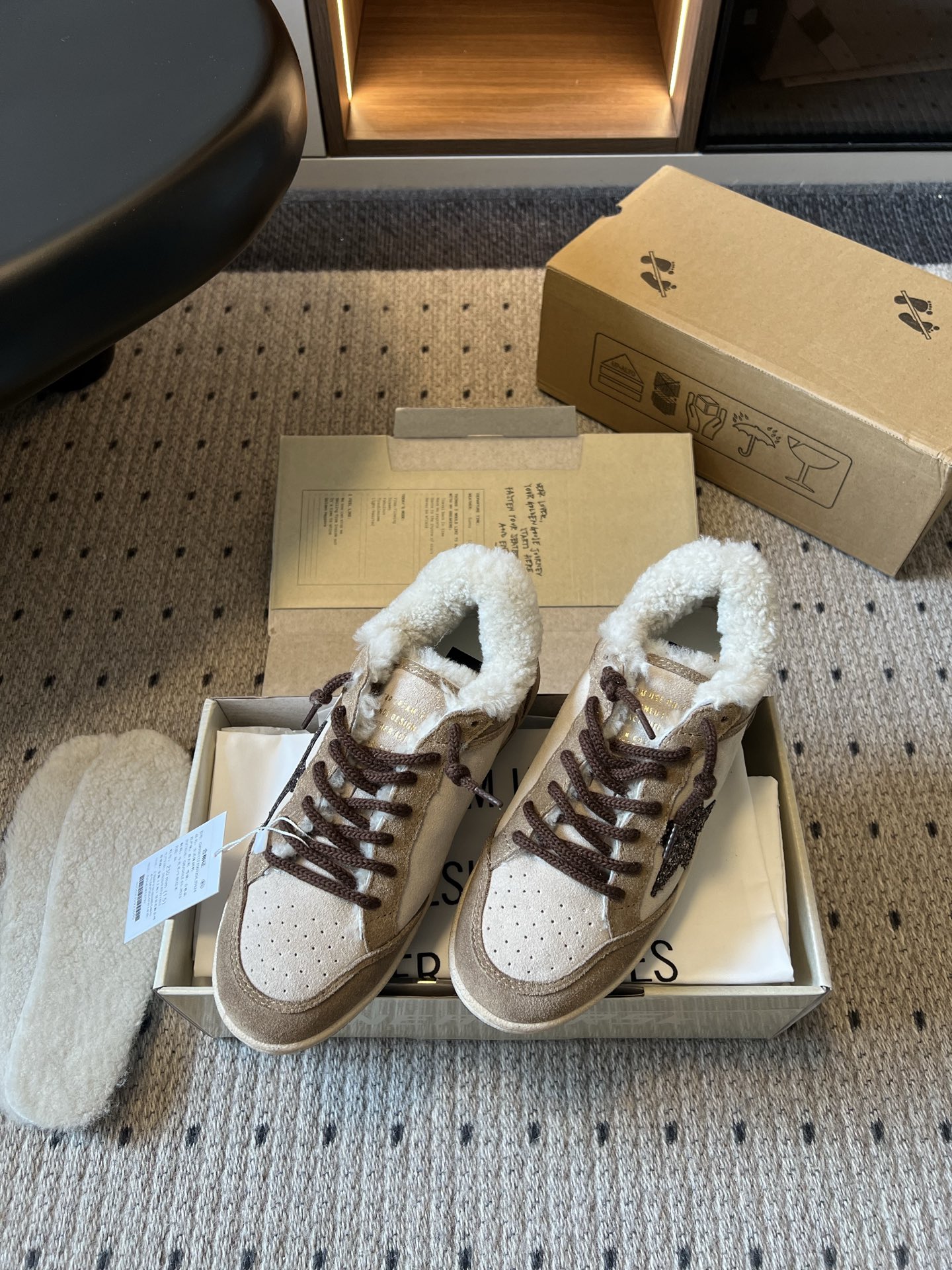 골든구스 신발 155550 Golden Goose Sneakers 상세 이미지 2