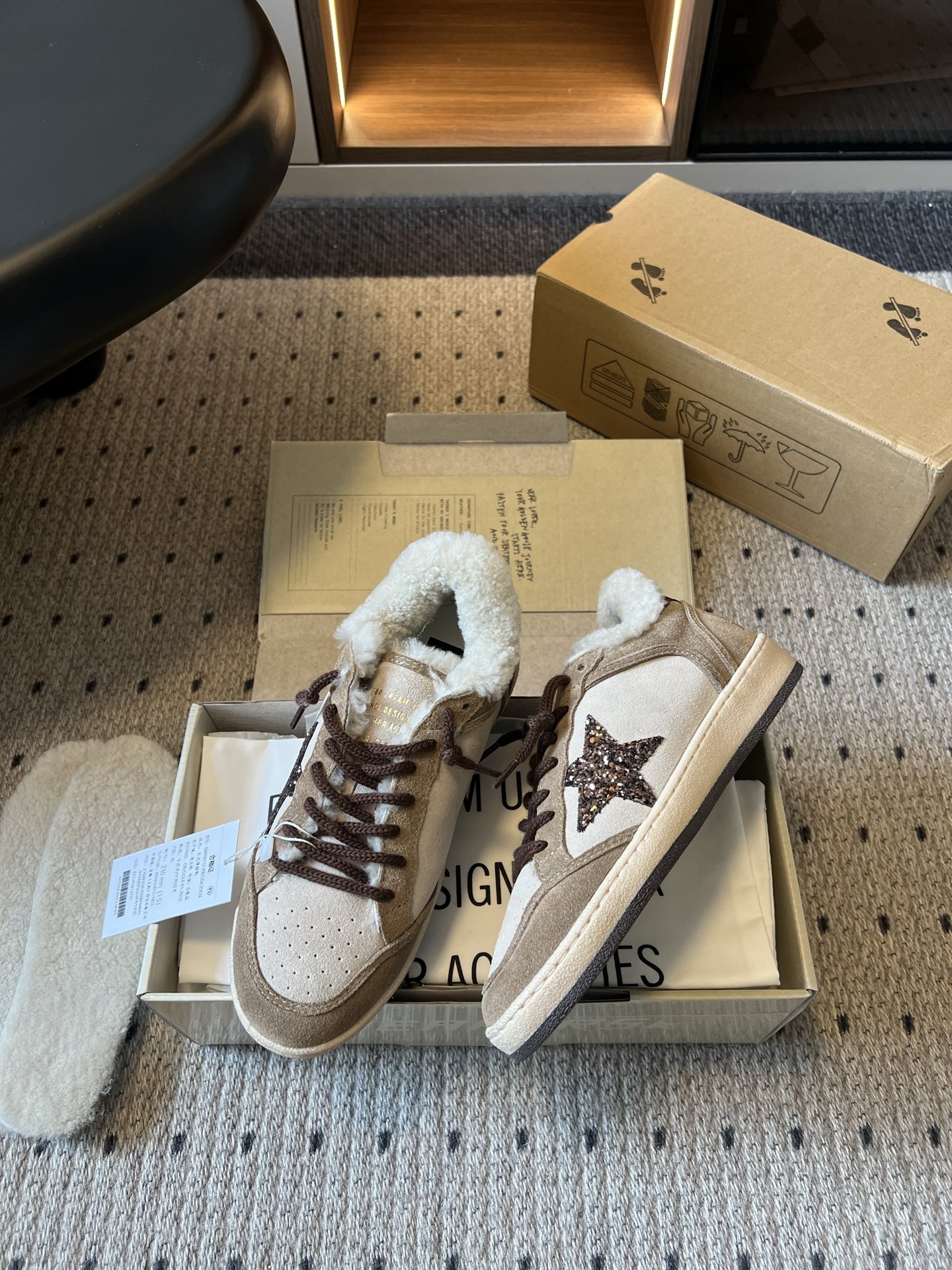 골든구스 신발 155550 Golden Goose Sneakers 상세 이미지 4