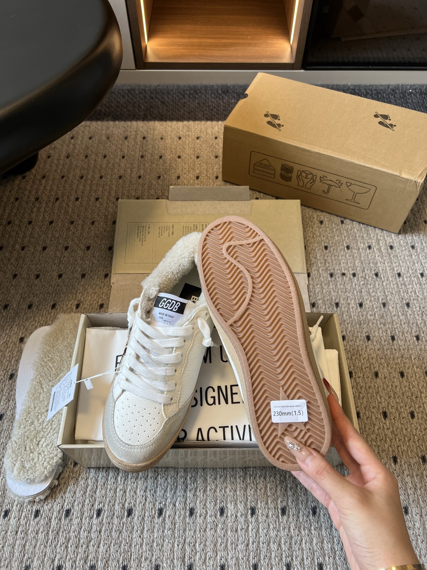 골든구스 신발 155556 Golden Goose Sneakers 상세 이미지 3