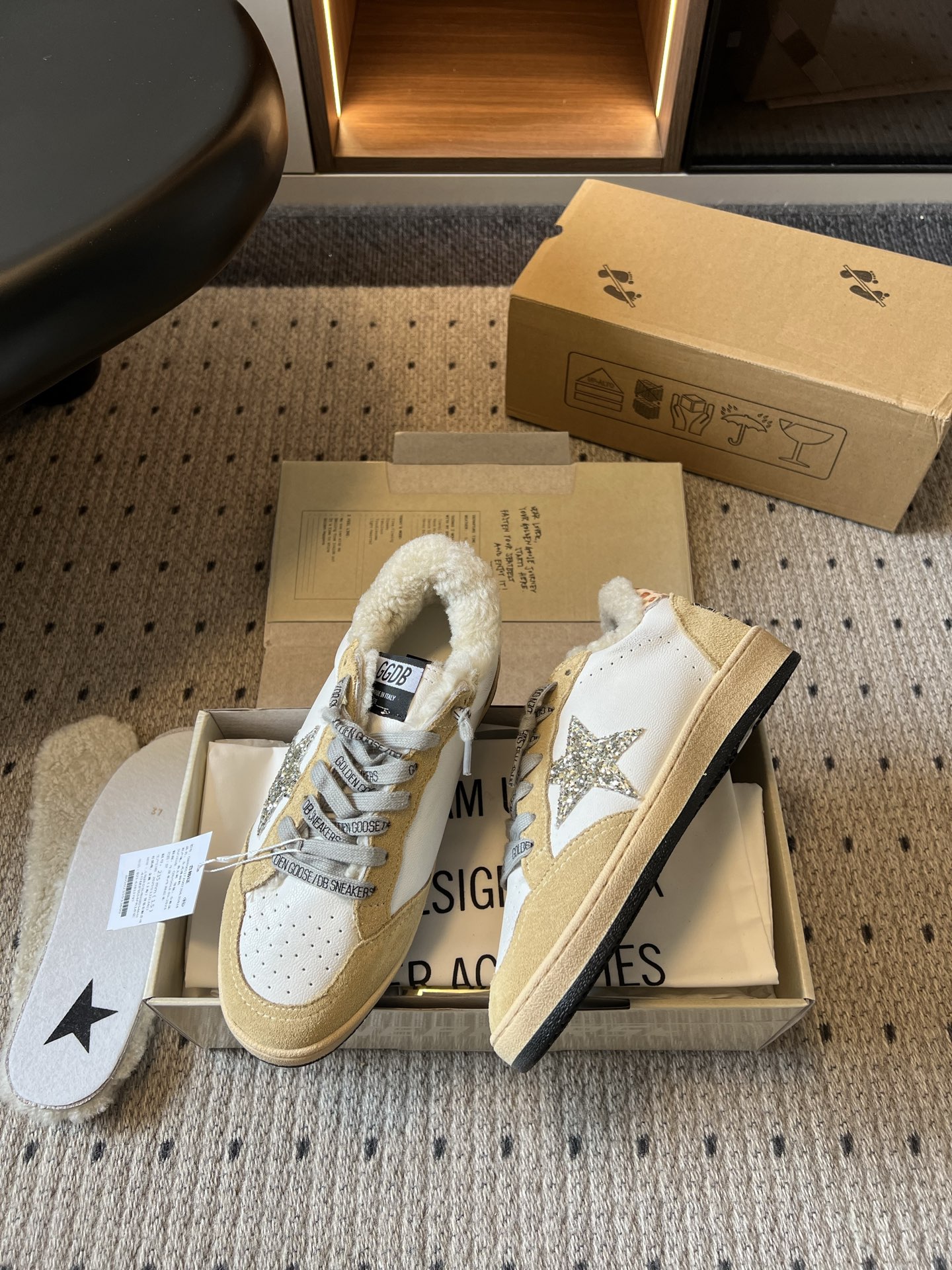 골든구스 신발 155555 Golden Goose Sneakers 상세 이미지 4