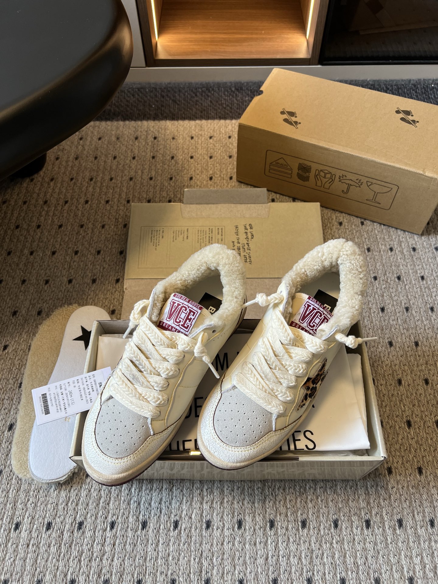 골든구스 신발 155553 Golden Goose Sneakers 상세 이미지 2