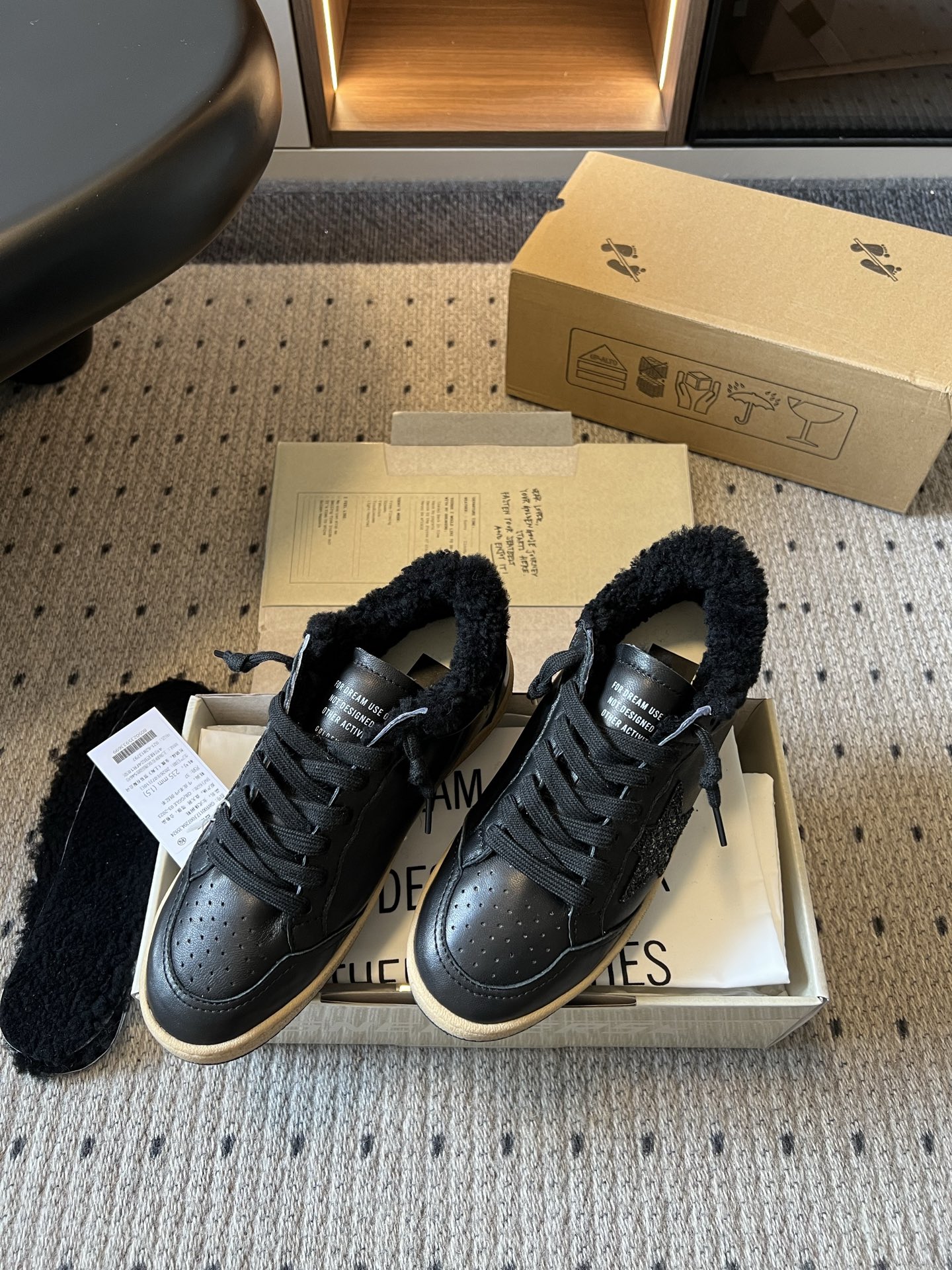 골든구스 신발 155552 Golden Goose Sneakers 상세 이미지 2