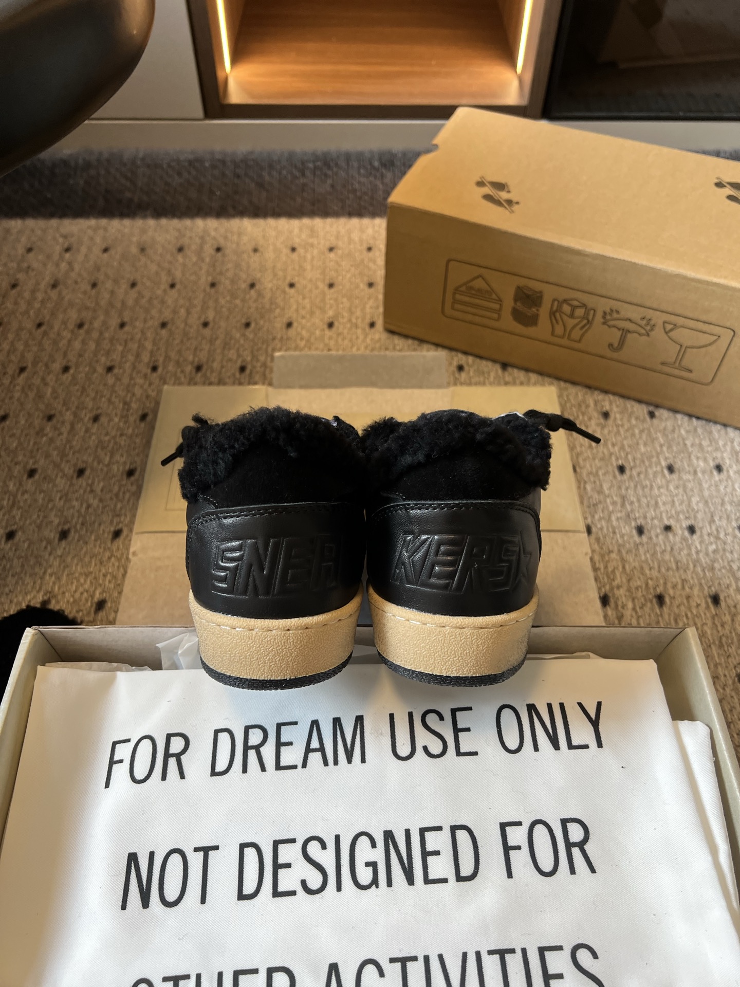 골든구스 신발 155552 Golden Goose Sneakers 상세 이미지 9