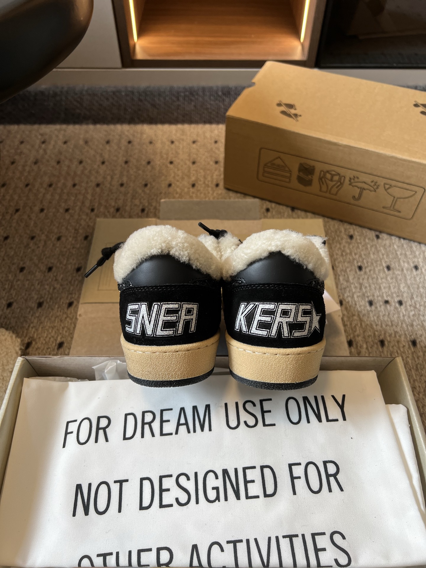 골든구스 신발 155551 Golden Goose Sneakers 상세 이미지 9