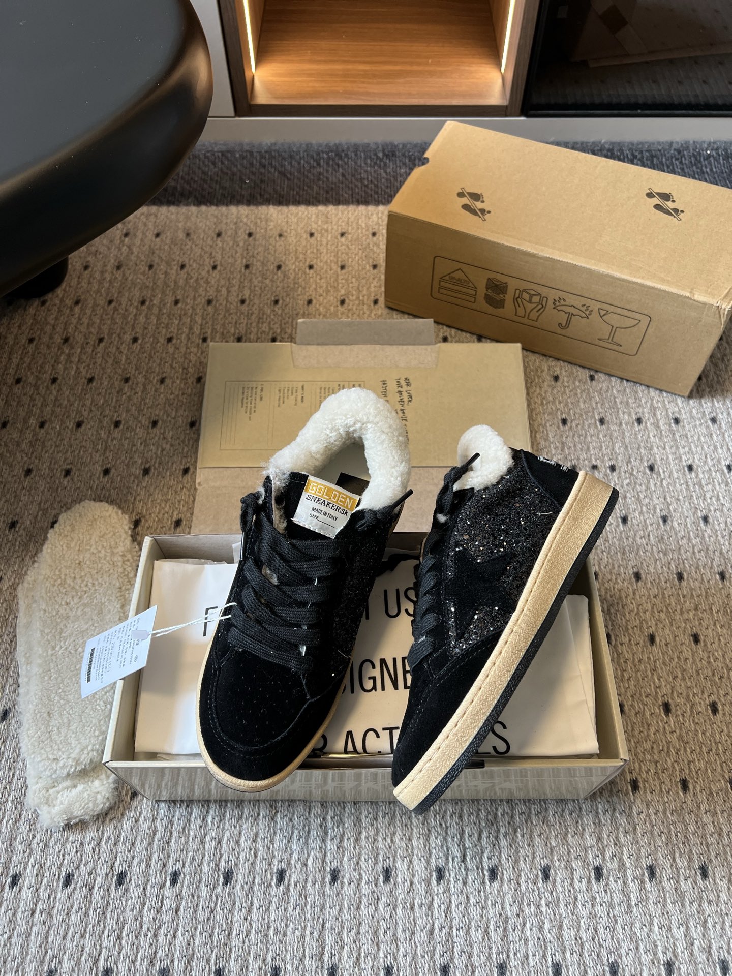 골든구스 신발 155551 Golden Goose Sneakers 상세 이미지 4