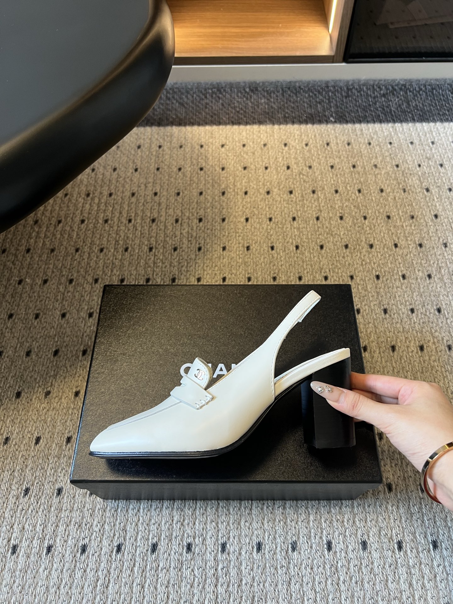 샤넬 신발 155517 Chanel Loafers 상세 이미지 5