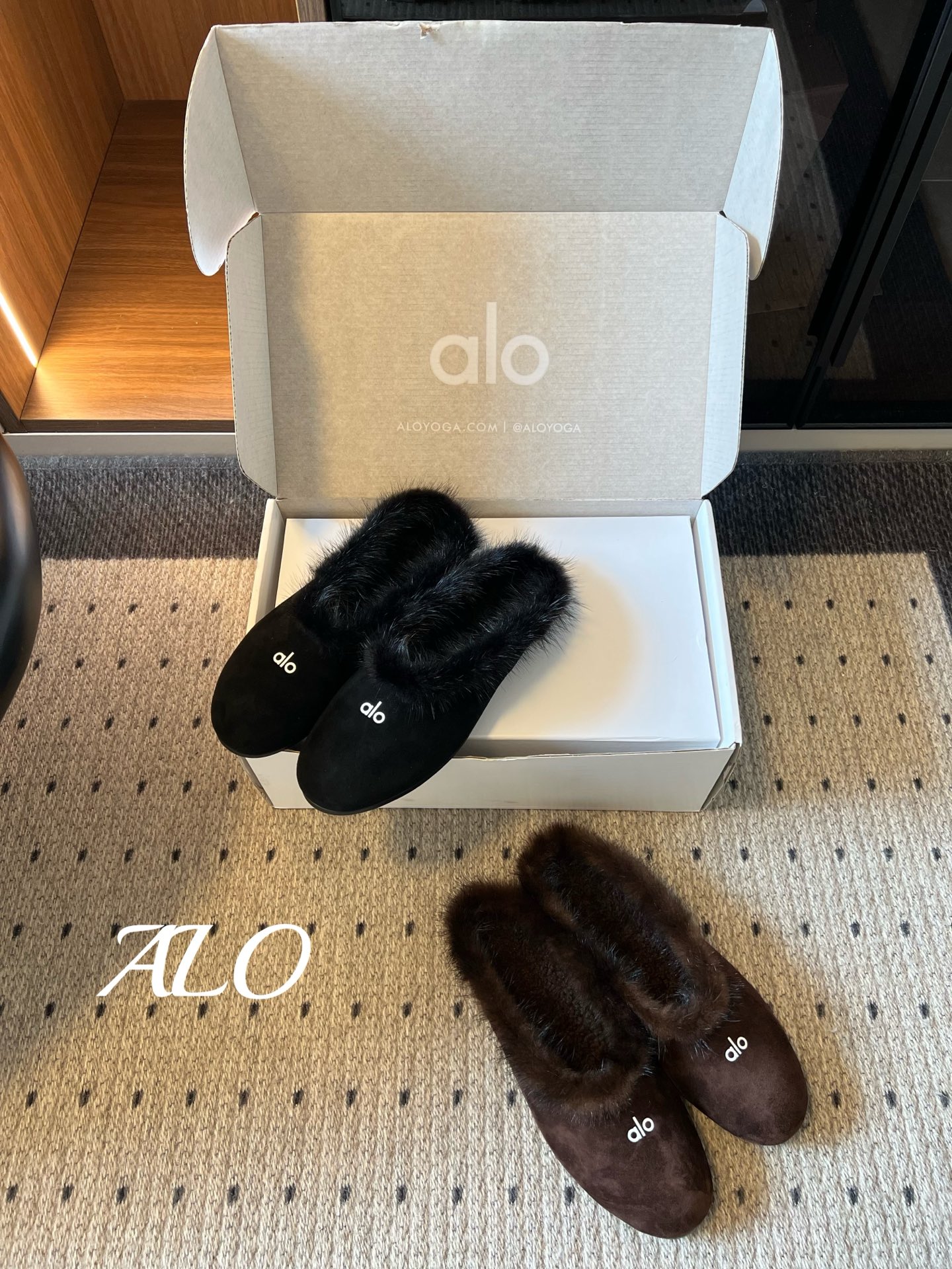 G151alo顶级品质26ss早秋新款褶皱一字带玛丽珍单鞋 自带温柔慵懒的松弛休闲氛围感，圆润大头鞋型柔和包裹脚掌，细腻