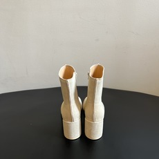 G077顶级品质Maison Margiel新款粗跟拉链短靴 自带清冷复古高级氛围感,简约鞋型格调出众,圆润鞋头包容脚型 G077顶级品质Maison Margiel新款粗跟拉链短靴 自带清冷复古高级氛围感,简约鞋型格调出众,圆润鞋头包容脚型