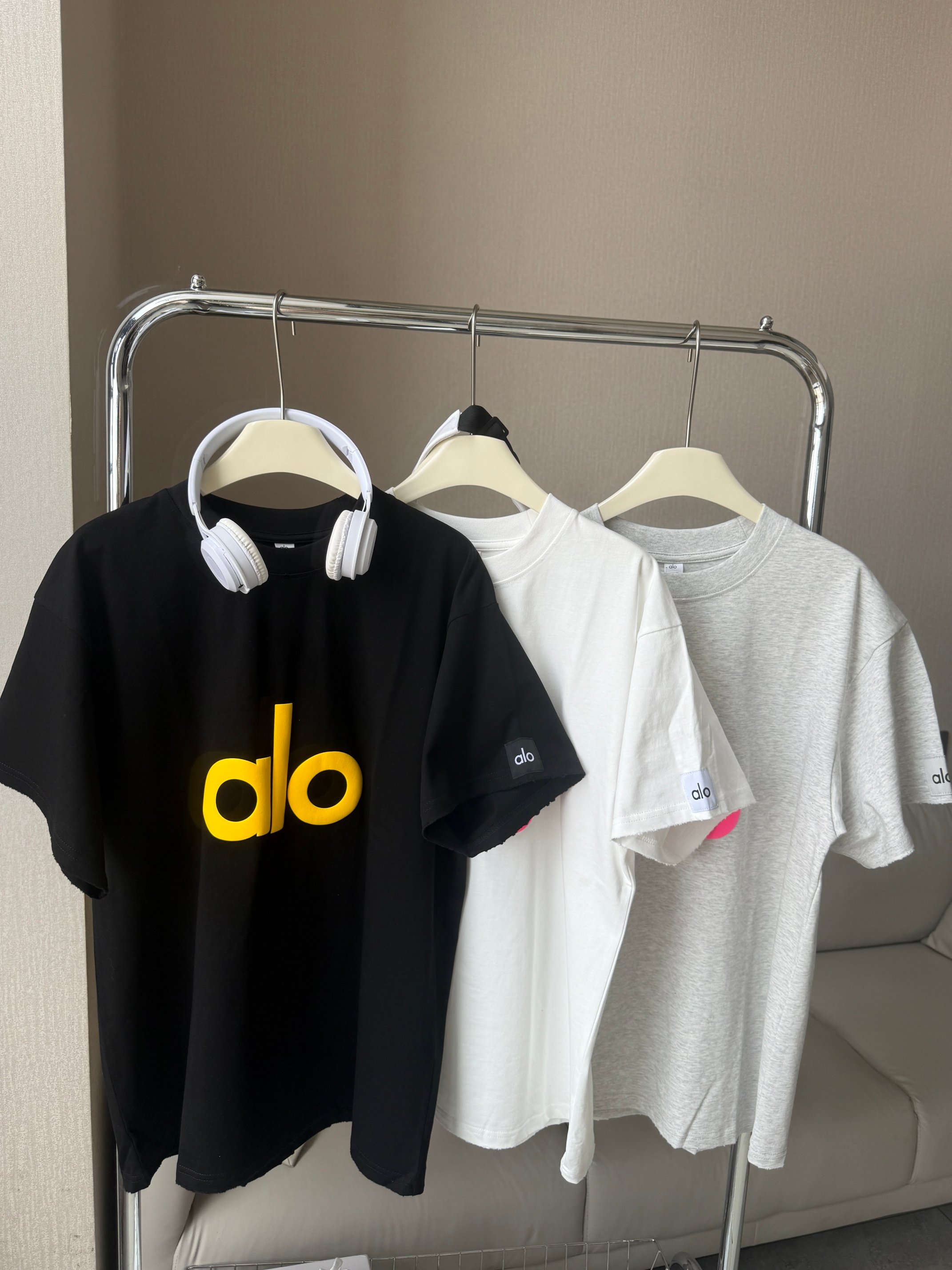 Alo t-shirt everyday white yoga