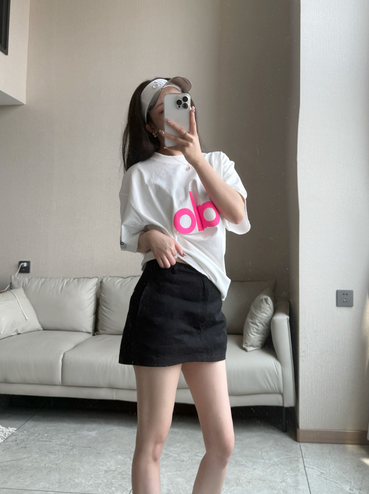 Alo t-shirt everyday white light heather gray with pink logo yoga
