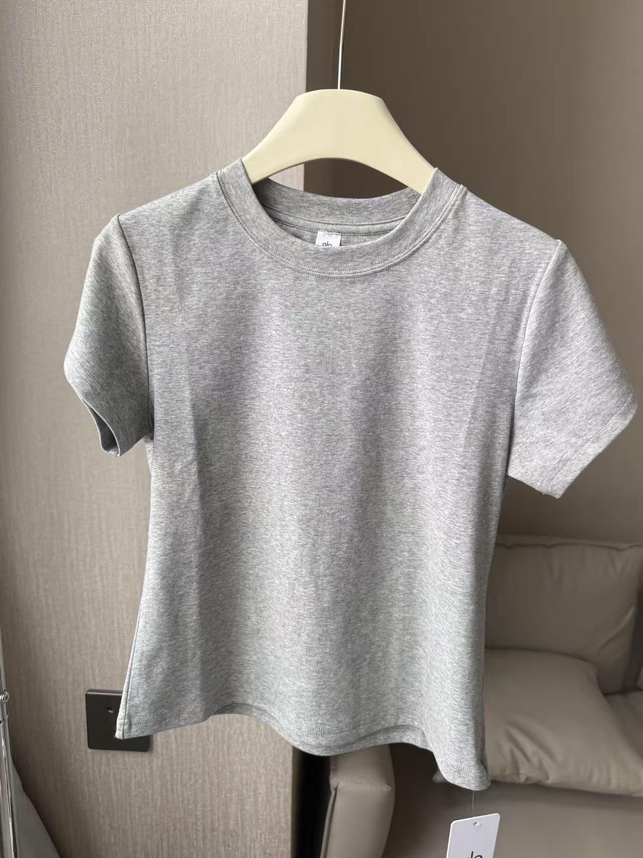 Alo T-shirt Aloyoga t
