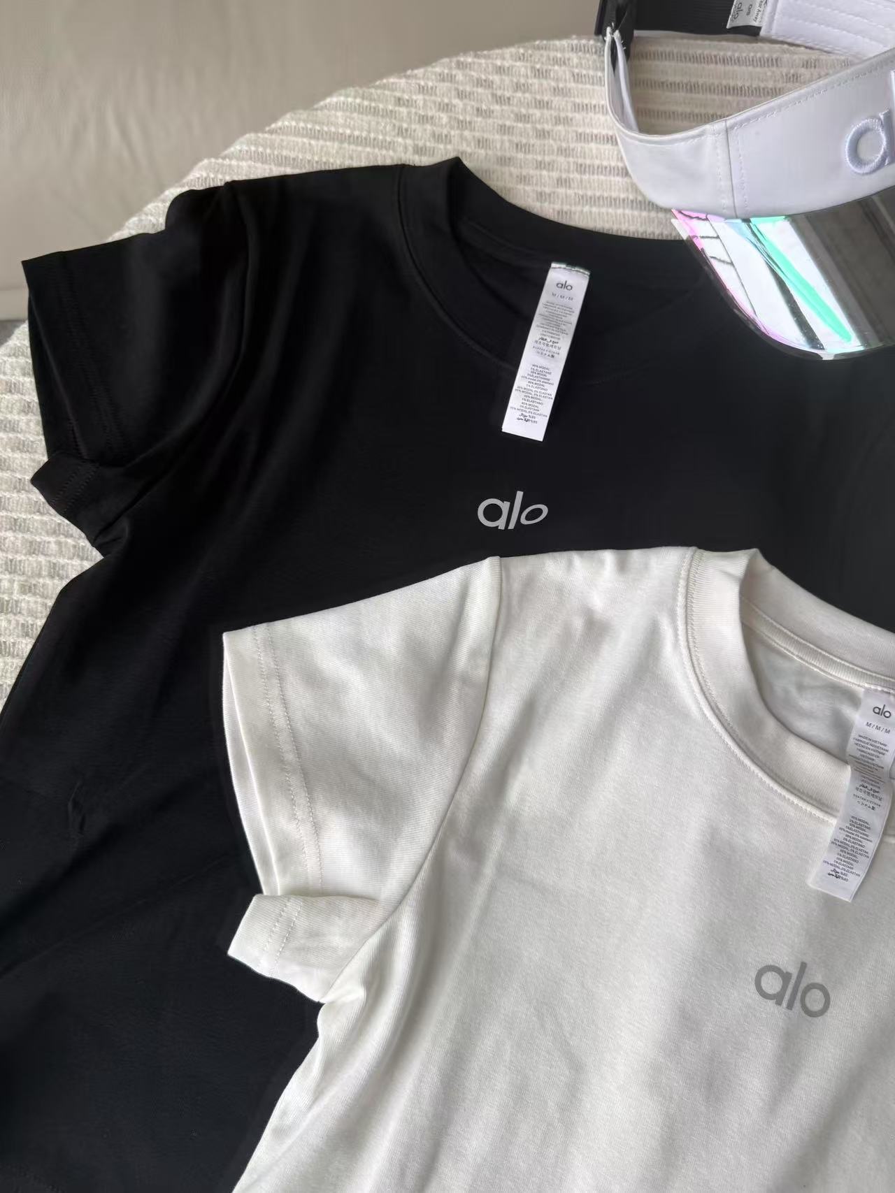 Alo t-shirt everyday gray yoga