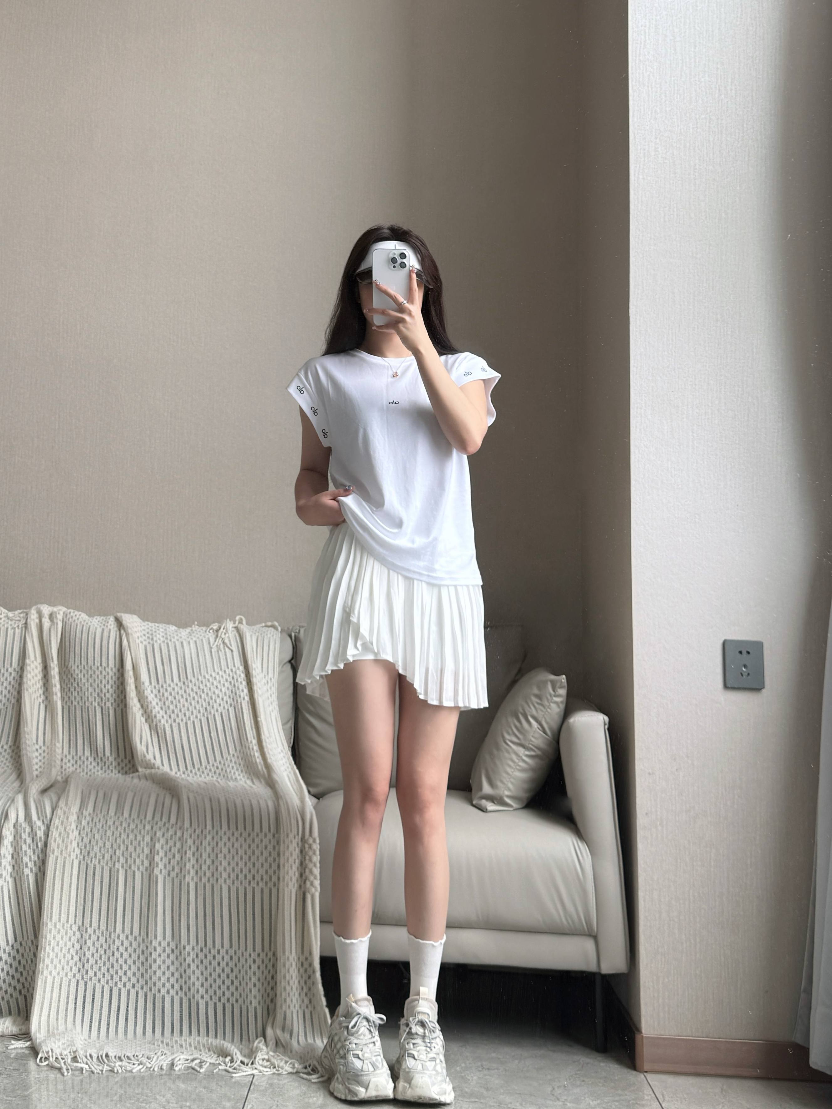 Alo t-shirt everyday white yoga