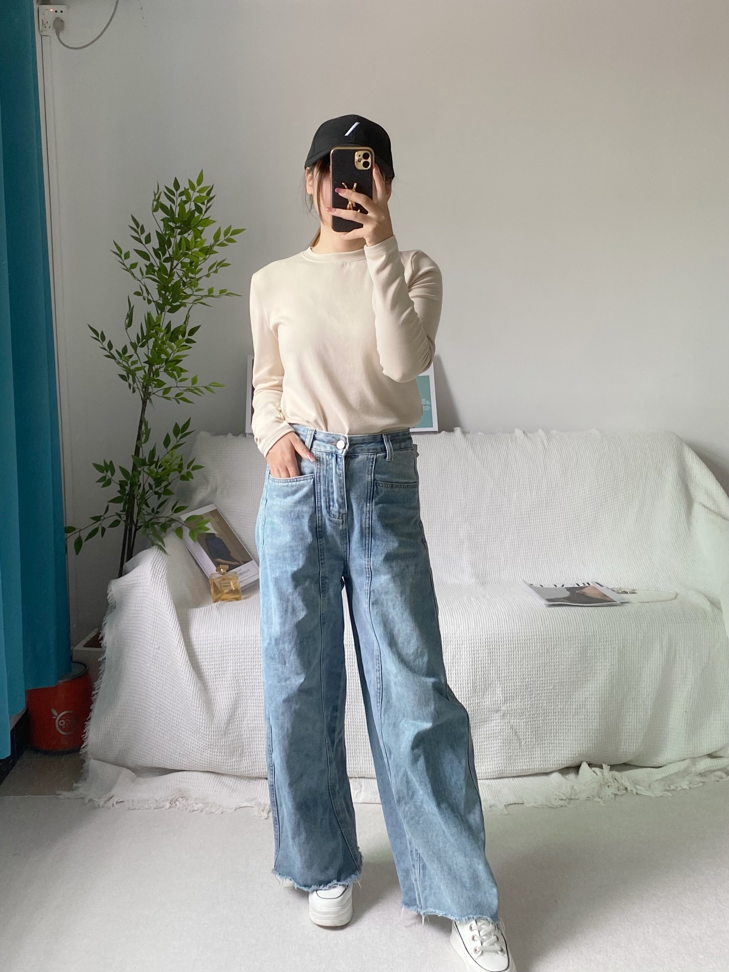 Lululemon long sleeve everyday cream yoga