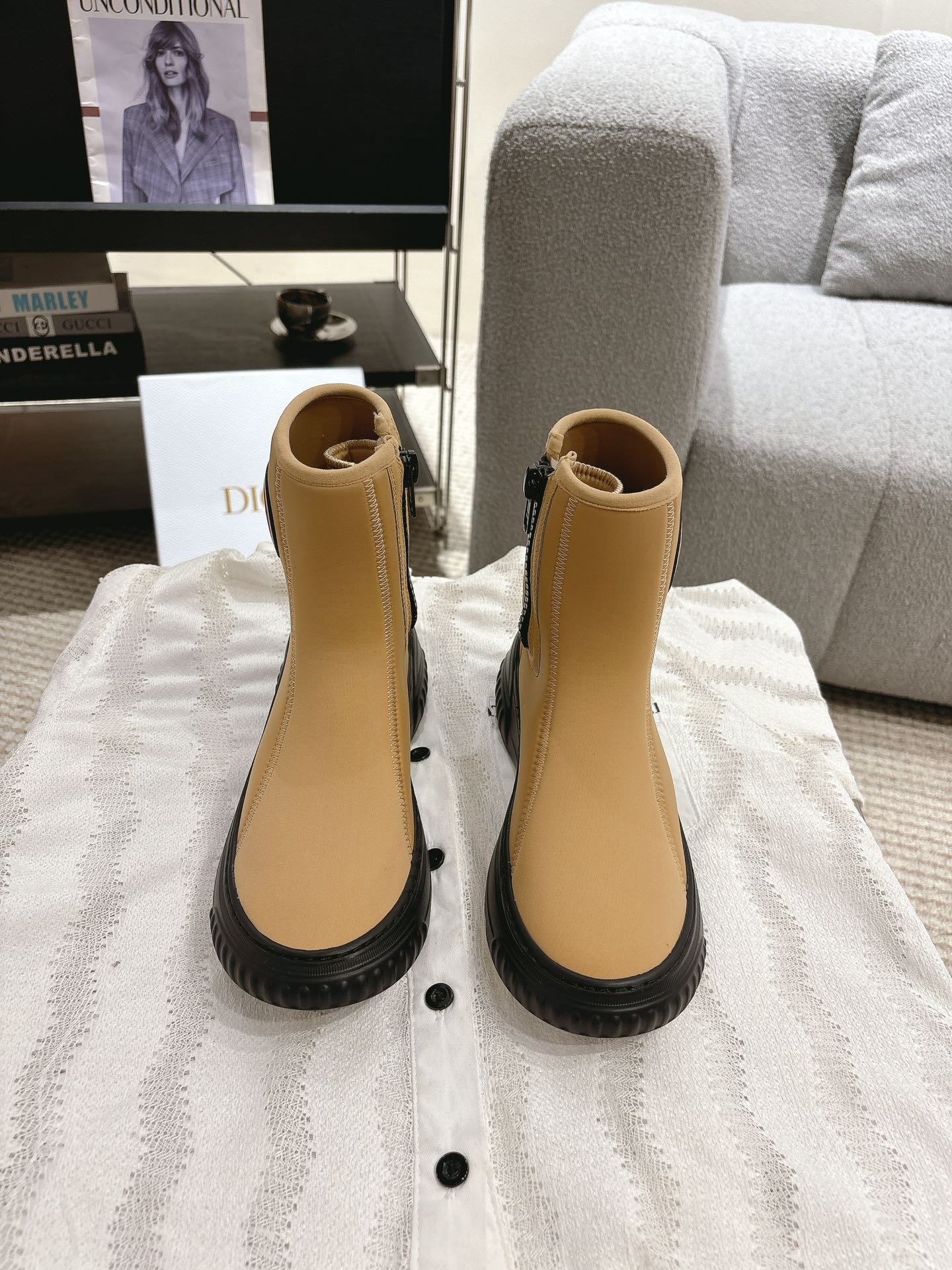 Dior Book Tote Boots High Quality Online
 Black Yellow Nylon Rubber Fall/Winter Collection