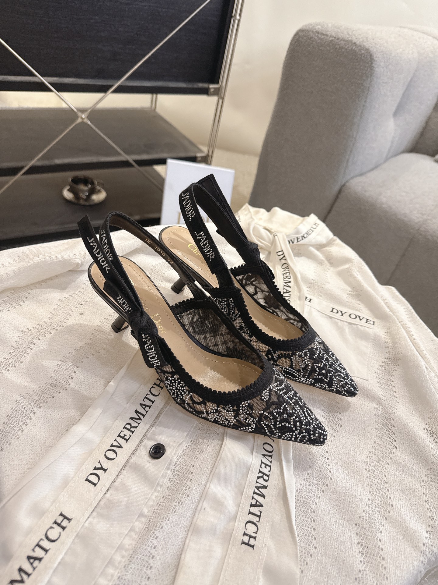 Dior Dior 迪奥 织带 猫跟 凉鞋 Dior 高贵优雅的最 段位 随意对比验货 J'Adior刺绣饰带 蝴蝶结鞋